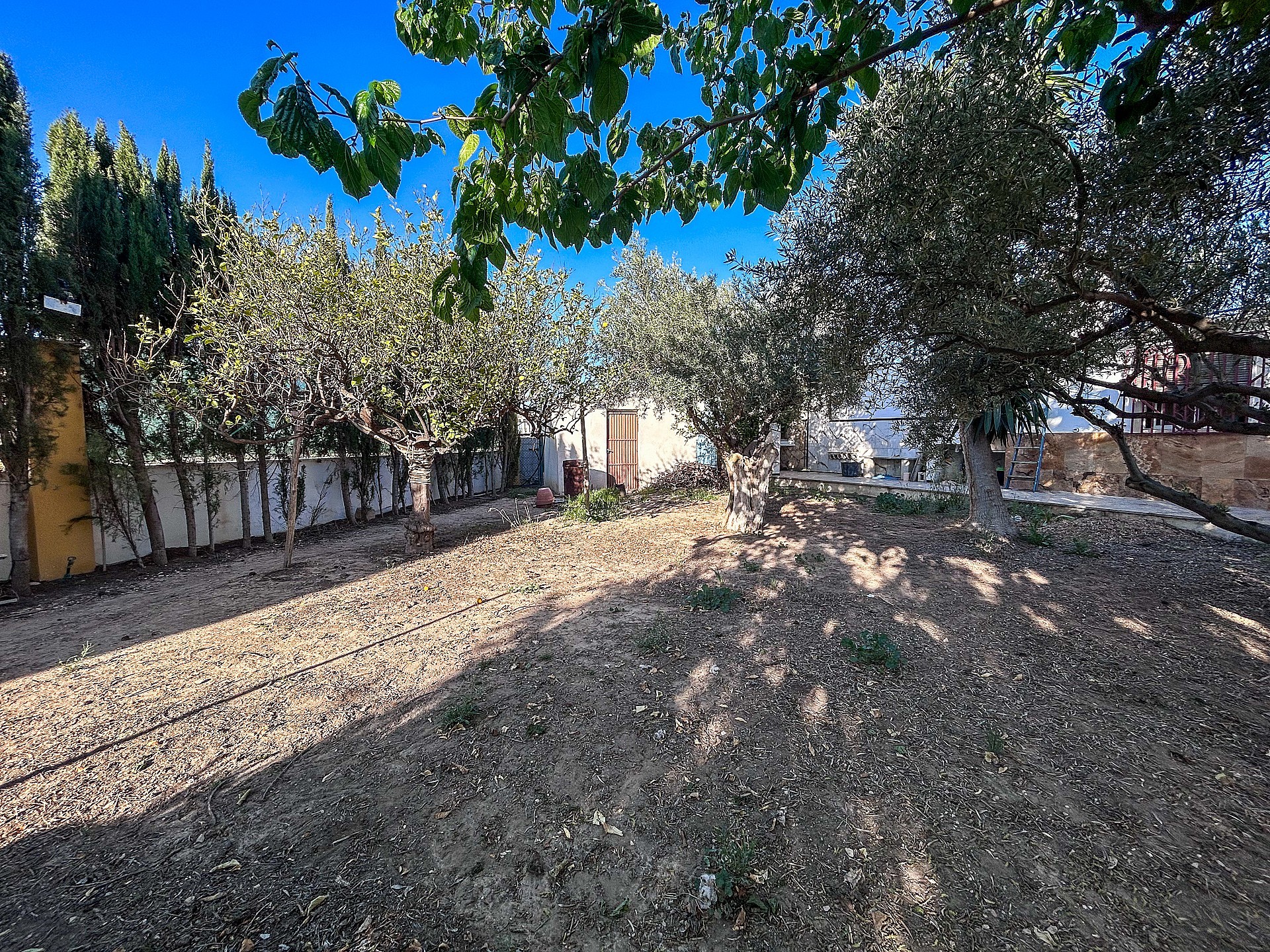 Resale - 4 Bedroom 1 Bathroom Country house in Monforte del Cid - - Alicante Resale - 4 Bedroom 1 Bathroom Country house in Monforte del Cid - - Alicante