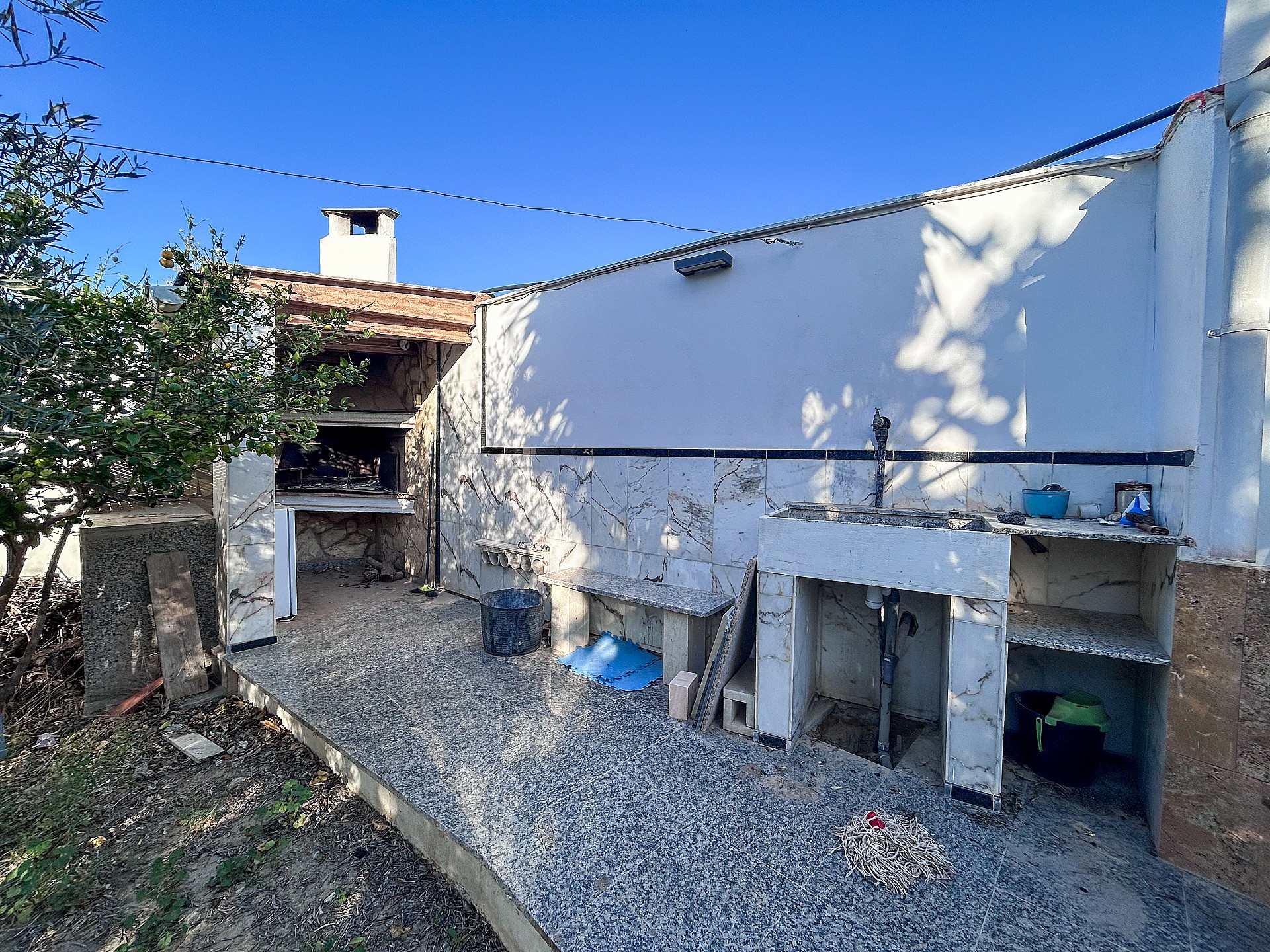 Resale - 4 Bedroom 1 Bathroom Country house in Monforte del Cid - - Alicante Resale - 4 Bedroom 1 Bathroom Country house in Monforte del Cid - - Alicante