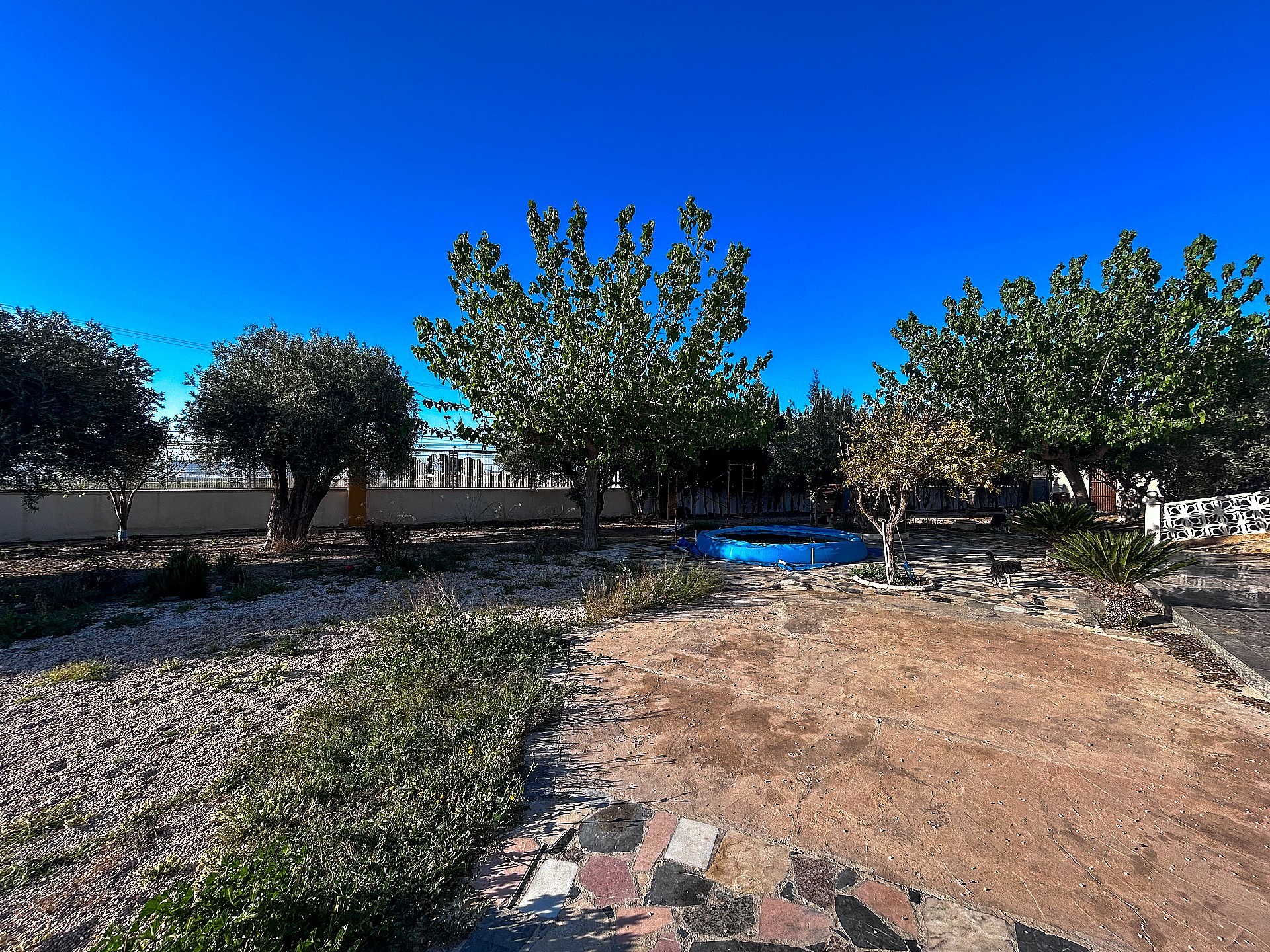 Resale - 4 Bedroom 1 Bathroom Country house in Monforte del Cid - - Alicante Resale - 4 Bedroom 1 Bathroom Country house in Monforte del Cid - - Alicante