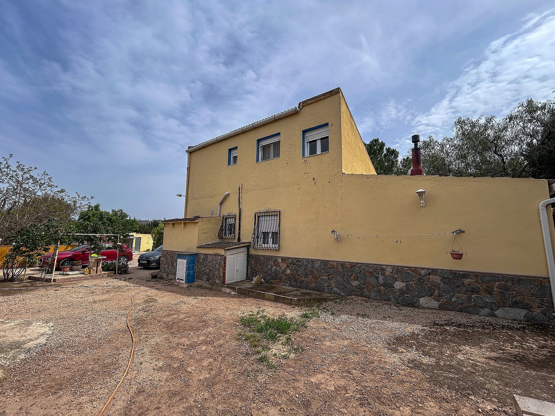 Resale - 4 Bedroom 2 Bathroom Country house in Sax - - Alicante Resale - 4 Bedroom 2 Bathroom Country house in Sax - - Alicante