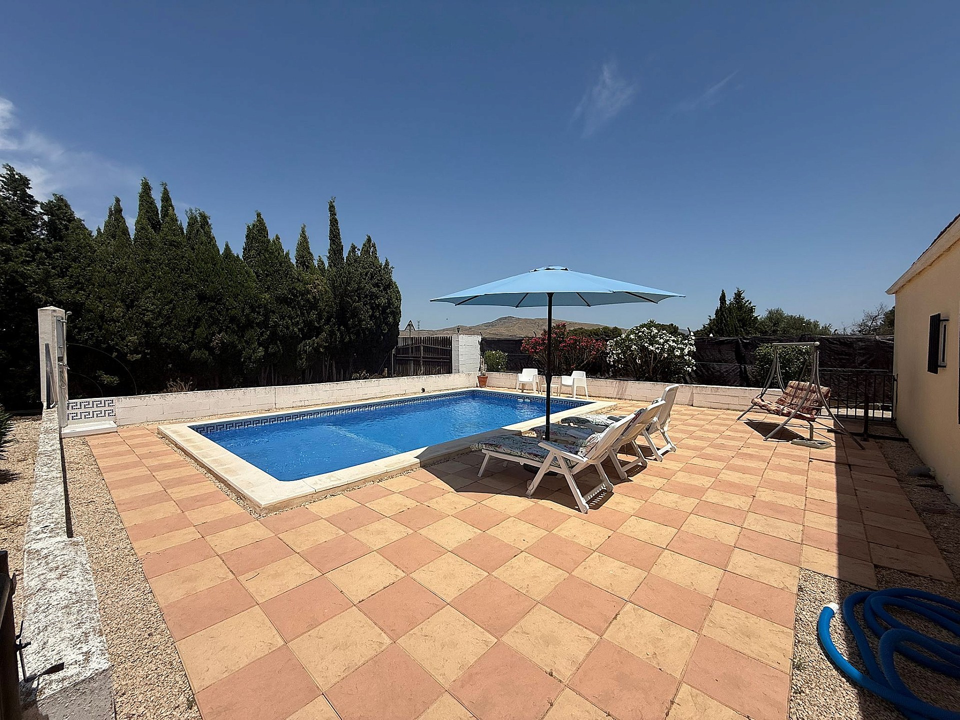 Resale - 4 Bedroom 1 Bathroom Villa in Villena - - Alicante Resale - 4 Bedroom 1 Bathroom Villa in Villena - - Alicante