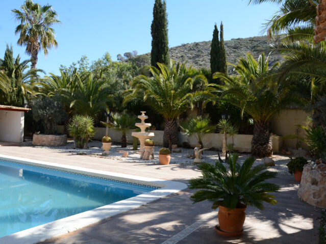 Resale - 3 Bedroom 3 Bathroom Villa in Hondon de las Nieves - - Alicante Resale - 3 Bedroom 3 Bathroom Villa in Hondon de las Nieves - - Alicante