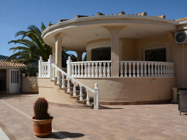 Resale - 3 Bedroom 3 Bathroom Villa in Hondon de las Nieves - - Alicante Resale - 3 Bedroom 3 Bathroom Villa in Hondon de las Nieves - - Alicante