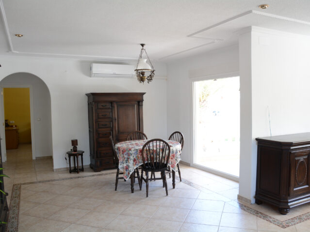 Resale - 3 Bedroom 3 Bathroom Villa in Hondon de las Nieves - - Alicante Resale - 3 Bedroom 3 Bathroom Villa in Hondon de las Nieves - - Alicante