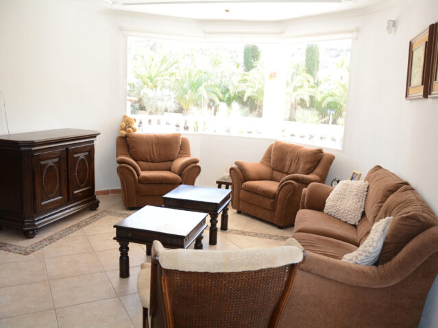 Resale - 3 Bedroom 3 Bathroom Villa in Hondon de las Nieves - - Alicante Resale - 3 Bedroom 3 Bathroom Villa in Hondon de las Nieves - - Alicante