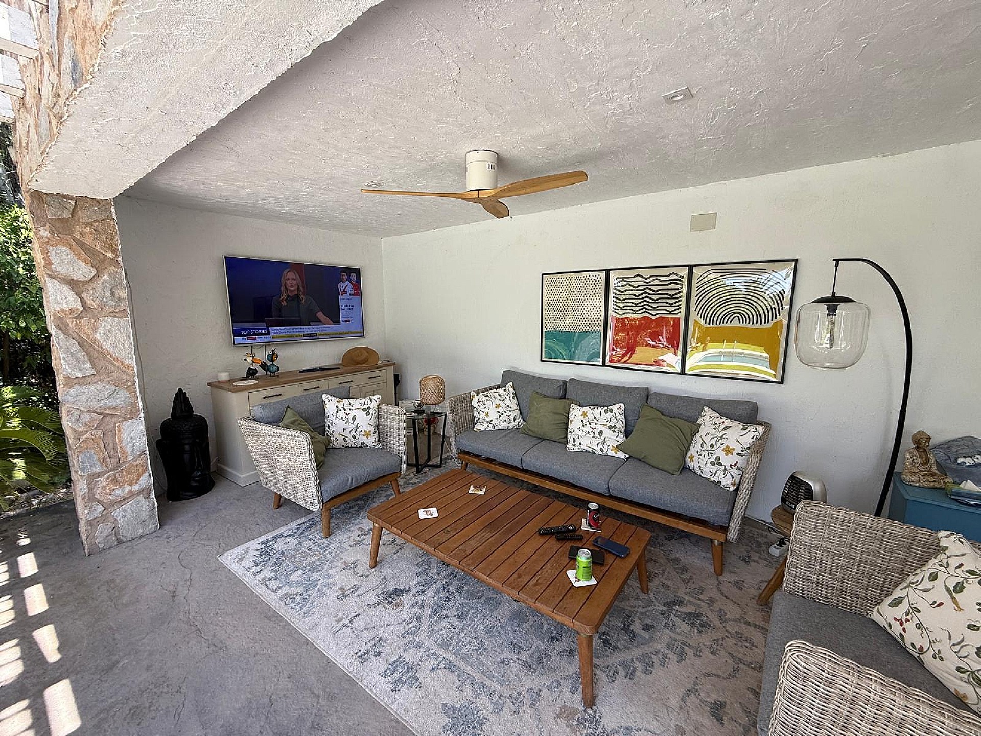 Resale - 4 Bedroom 3 Bathroom Villa in Petrer - - Alicante Resale - 4 Bedroom 3 Bathroom Villa in Petrer - - Alicante