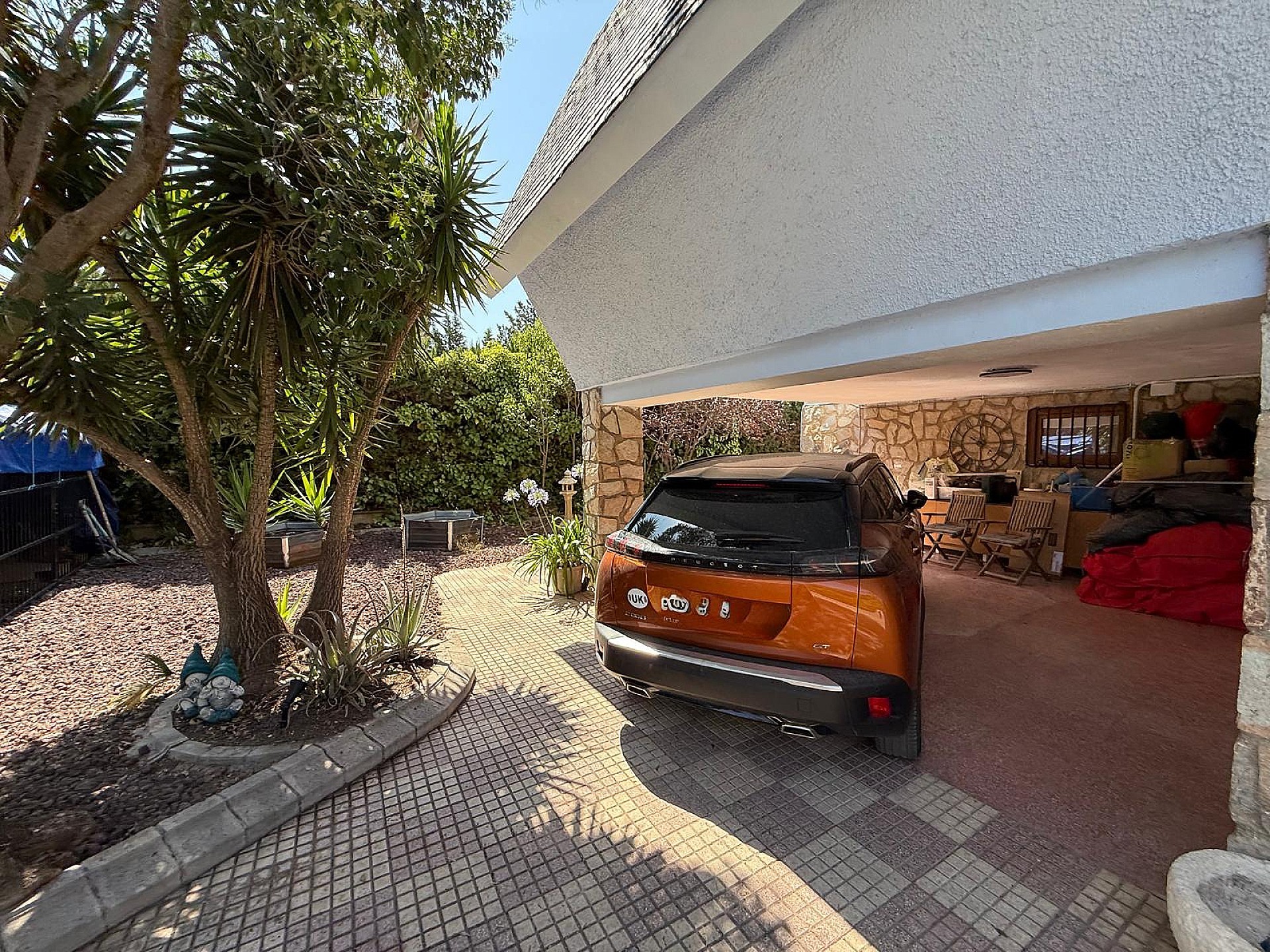 Resale - 4 Bedroom 3 Bathroom Villa in Petrer - - Alicante Resale - 4 Bedroom 3 Bathroom Villa in Petrer - - Alicante
