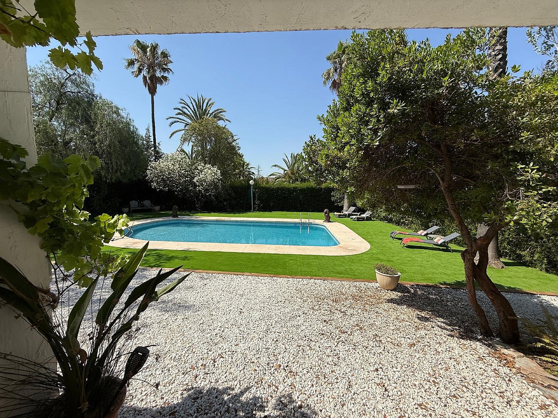 Resale - 4 Bedroom 3 Bathroom Villa in Petrer - - Alicante Resale - 4 Bedroom 3 Bathroom Villa in Petrer - - Alicante