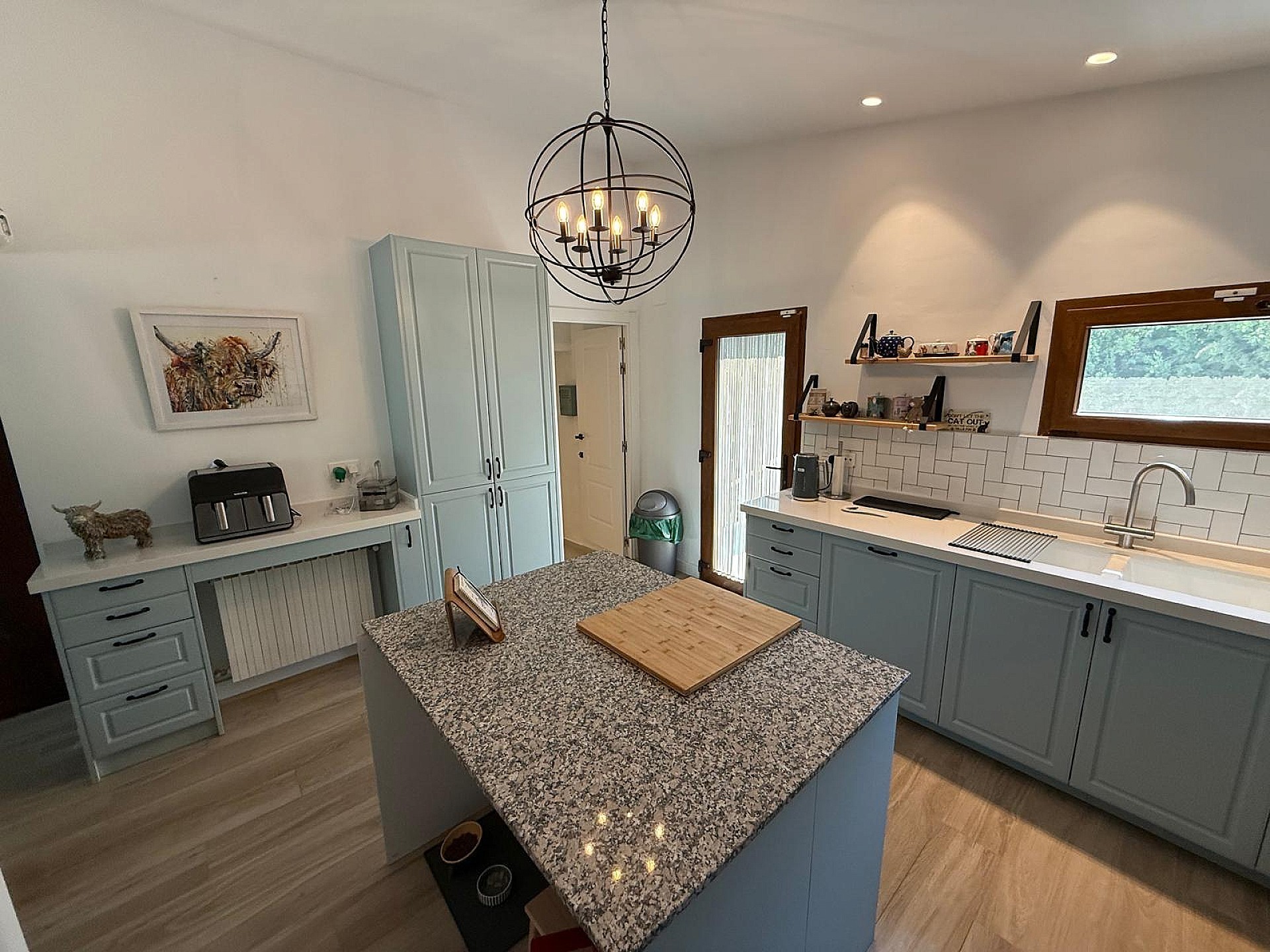 Resale - 4 Bedroom 3 Bathroom Villa in Petrer - - Alicante Resale - 4 Bedroom 3 Bathroom Villa in Petrer - - Alicante
