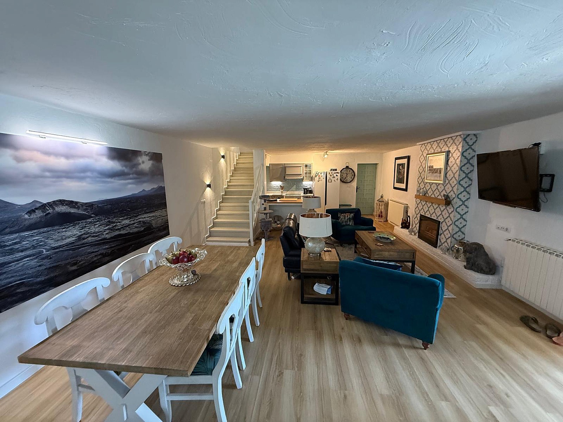 Resale - 4 Bedroom 3 Bathroom Villa in Petrer - - Alicante Resale - 4 Bedroom 3 Bathroom Villa in Petrer - - Alicante