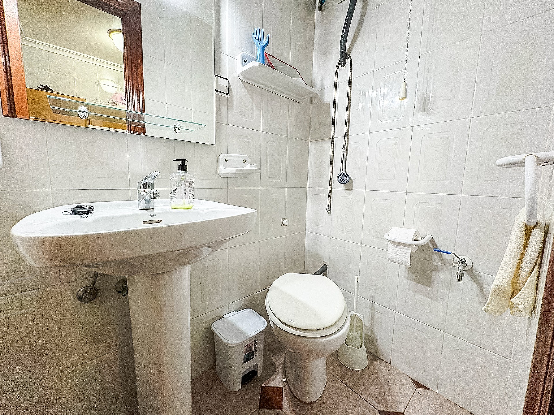 Resale - 4 Bedroom 2 Bathroom Townhouse in Elda - - Alicante Resale - 4 Bedroom 2 Bathroom Townhouse in Elda - - Alicante