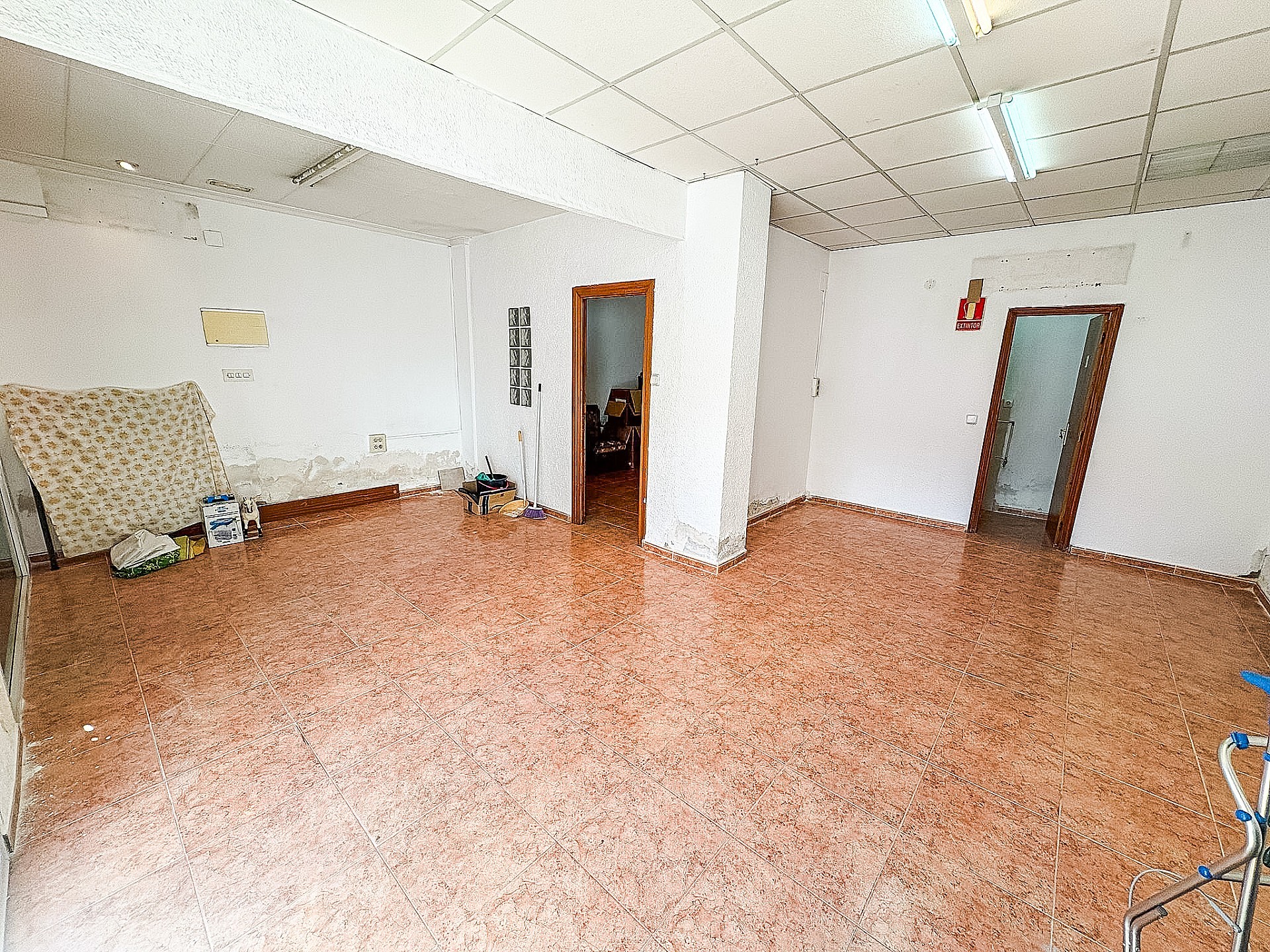 Resale - 4 Bedroom 2 Bathroom Townhouse in Elda - - Alicante Resale - 4 Bedroom 2 Bathroom Townhouse in Elda - - Alicante