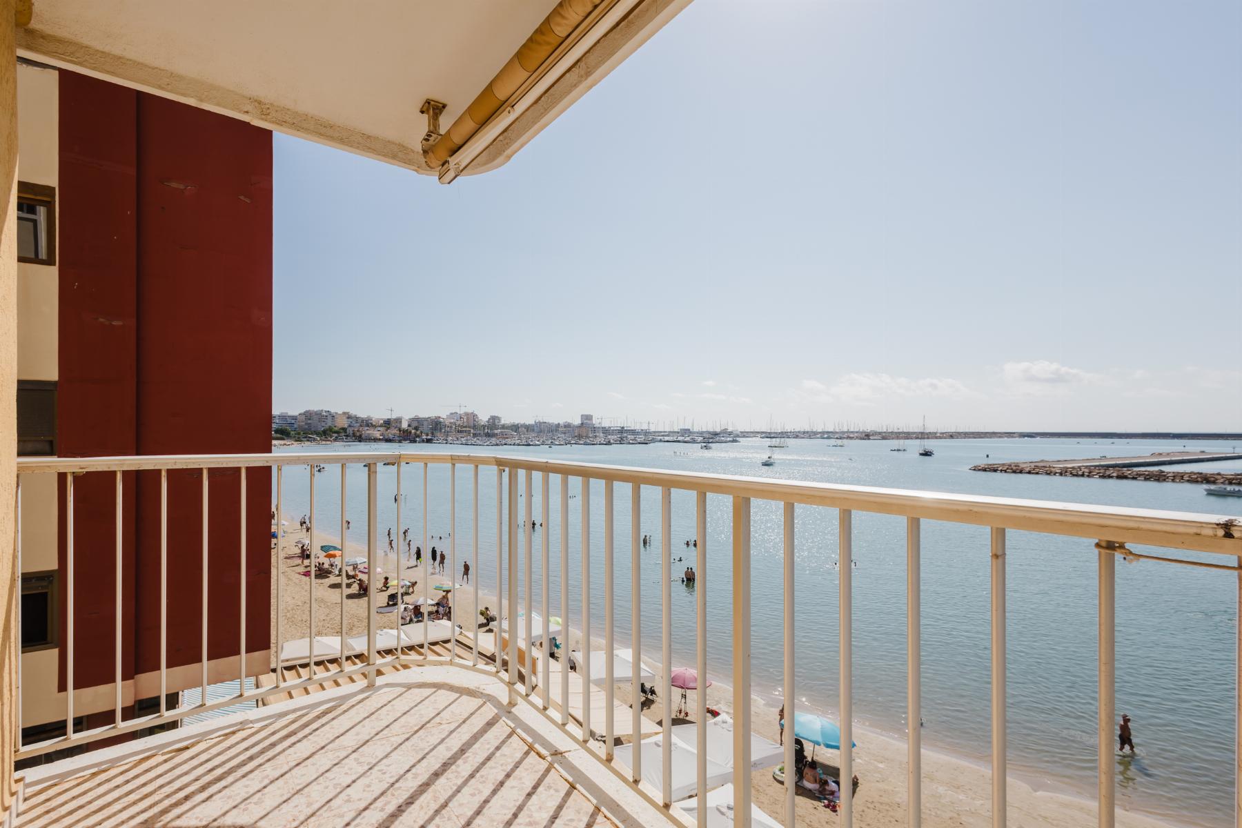 Sold - 3 Bedroom 2 Bathroom Apartamento in Torrevieja - Playa de La Acequion - Alicante Sold - 3 Bedroom 2 Bathroom Apartamento in Torrevieja - Playa de La Acequion - Alicante