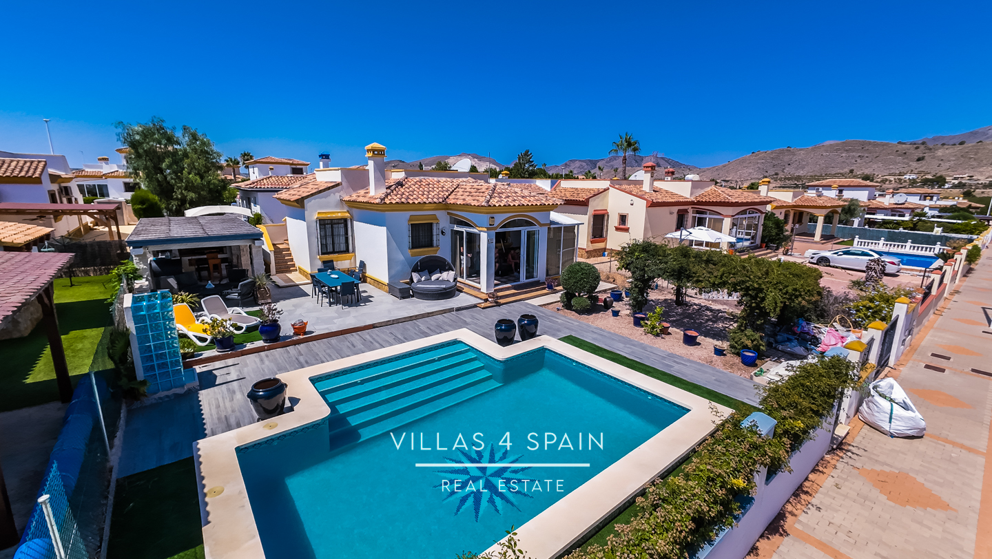 Resale - 2 Bed 2 Bath Renovated Villa with Private pool and parking in Hondon de los Frailes - av. de Alicante - Alicante Resale - 2 Bed 2 Bath Renovated Villa with Private pool and parking in Hondon de los Frailes - av. de Alicante - Alicante