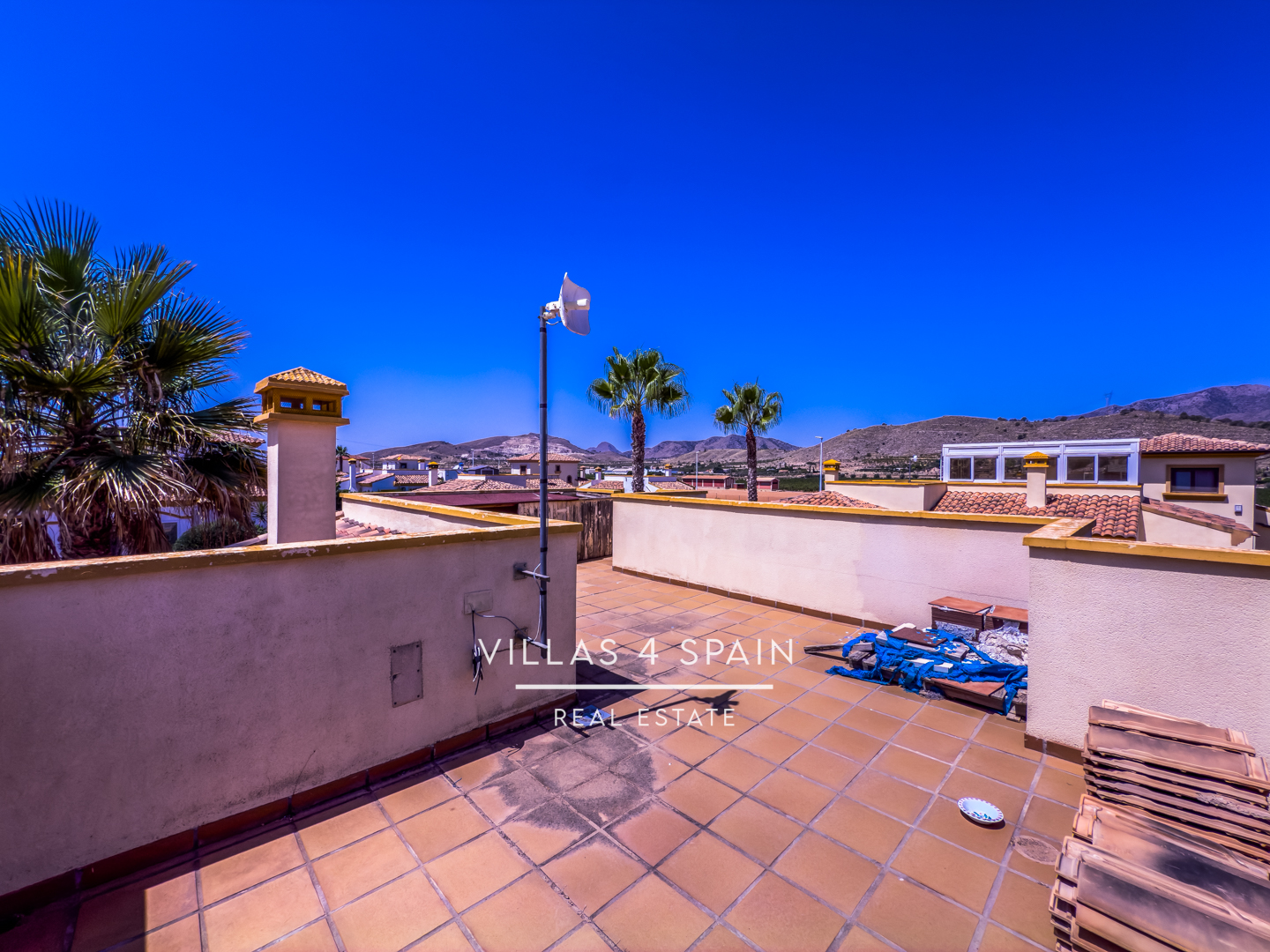 Resale - 3 Bed 2 Bath Villa with Private Pool and Parking in Hondon de los Frailes - Av. de Alicante - Alicante Resale - 3 Bed 2 Bath Villa with Private Pool and Parking in Hondon de los Frailes - Av. de Alicante - Alicante