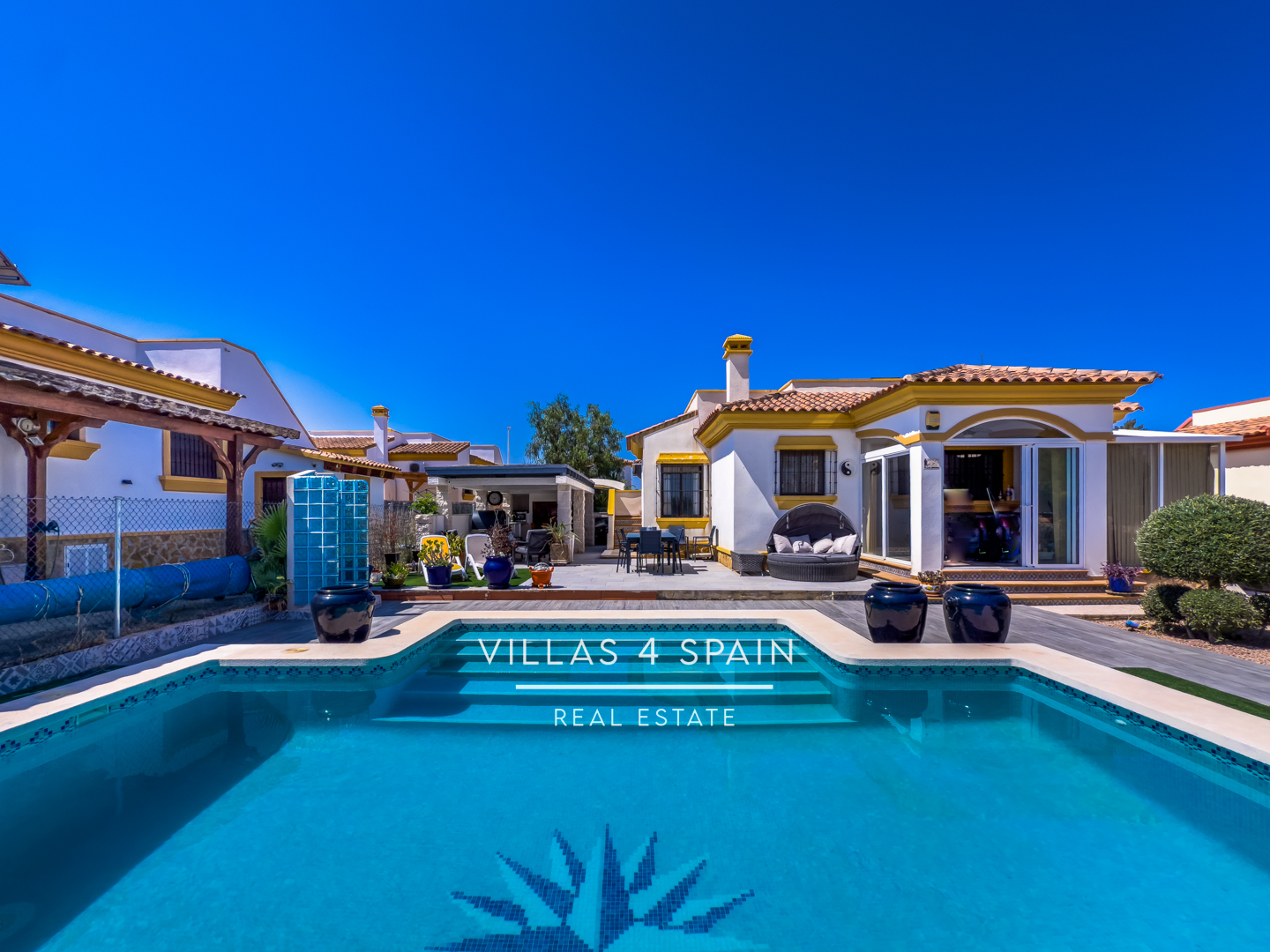 Resale - 2 Bed 2 Bath Renovated Villa with Private pool and parking in Hondon de los Frailes - av. de Alicante - Alicante Resale - 2 Bed 2 Bath Renovated Villa with Private pool and parking in Hondon de los Frailes - av. de Alicante - Alicante