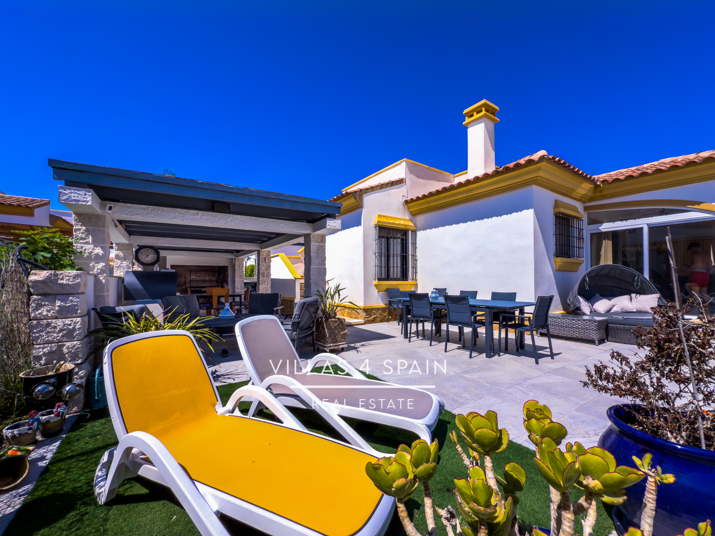 Resale - 2 Bed 2 Bath Renovated Villa with Private pool and parking in Hondon de los Frailes - av. de Alicante - Alicante Resale - 2 Bed 2 Bath Renovated Villa with Private pool and parking in Hondon de los Frailes - av. de Alicante - Alicante
