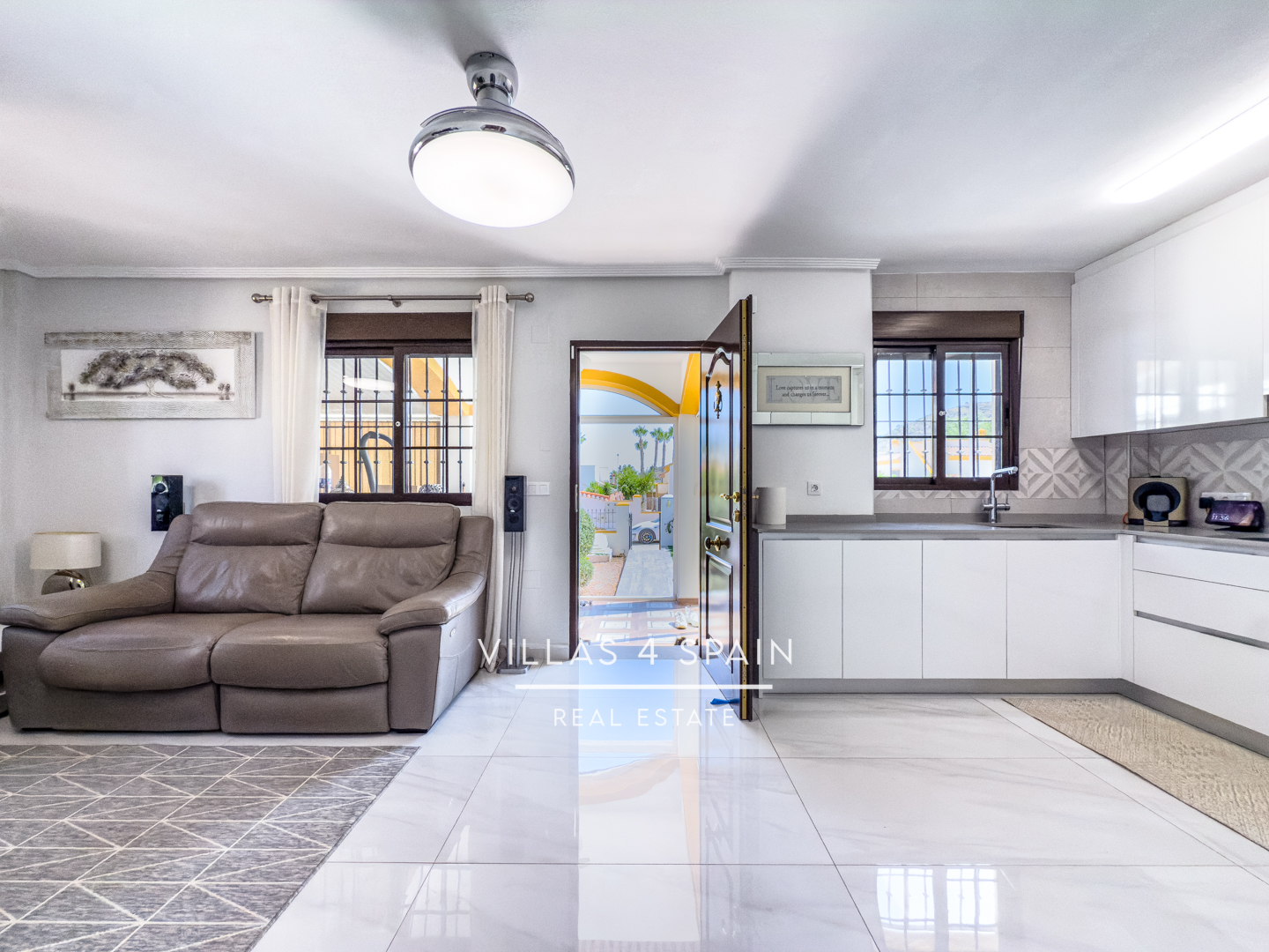 Resale - 2 Bed 2 Bath Renovated Villa with Private pool and parking in Hondon de los Frailes - av. de Alicante - Alicante Resale - 2 Bed 2 Bath Renovated Villa with Private pool and parking in Hondon de los Frailes - av. de Alicante - Alicante