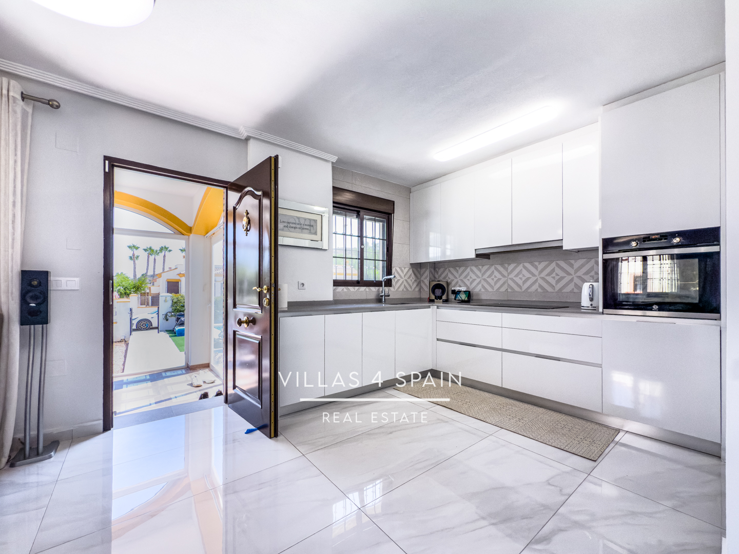 Resale - 2 Bed 2 Bath Renovated Villa with Private pool and parking in Hondon de los Frailes - av. de Alicante - Alicante Resale - 2 Bed 2 Bath Renovated Villa with Private pool and parking in Hondon de los Frailes - av. de Alicante - Alicante