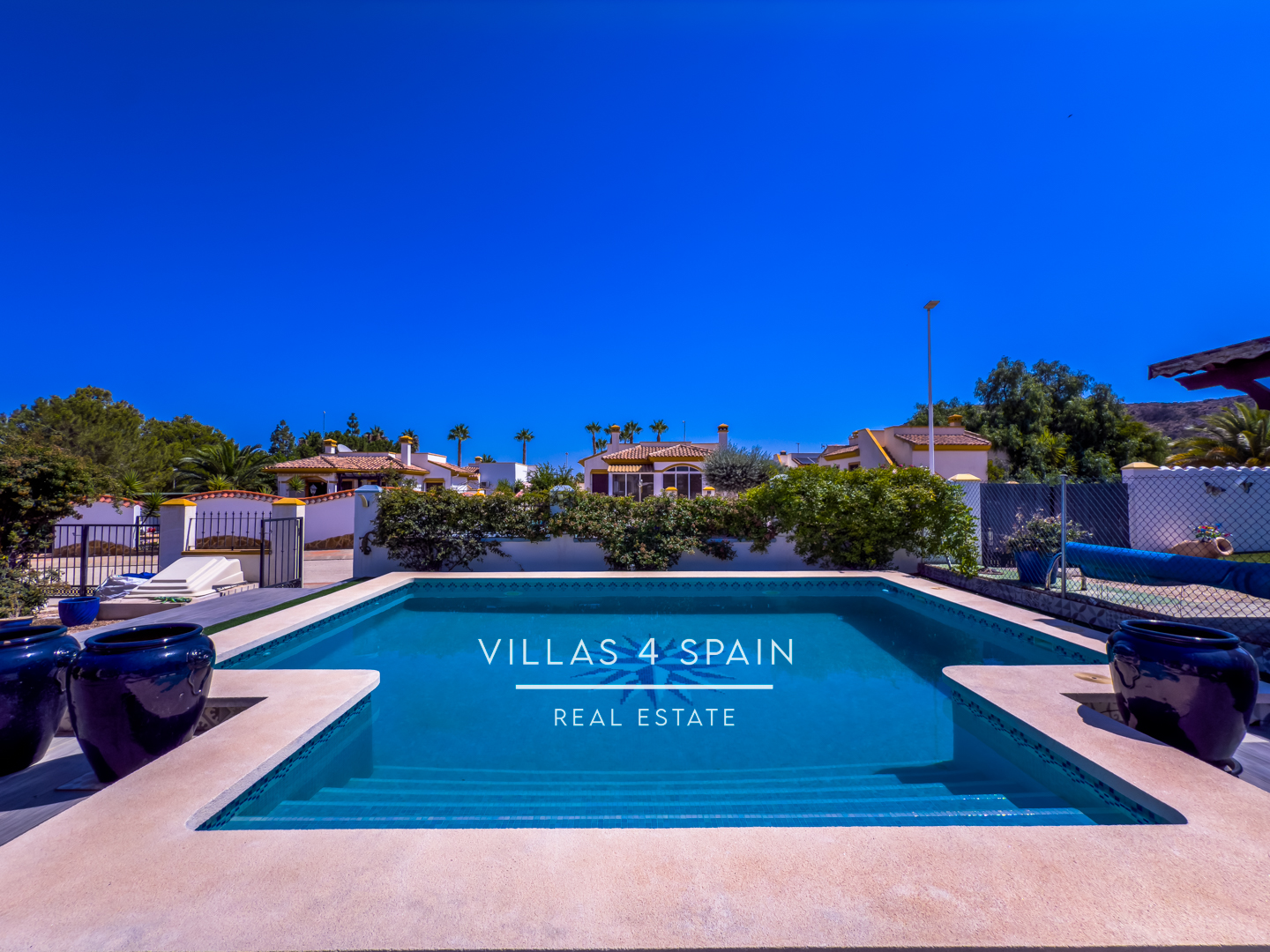 Resale - 2 Bed 2 Bath Renovated Villa with Private pool and parking in Hondon de los Frailes - av. de Alicante - Alicante Resale - 2 Bed 2 Bath Renovated Villa with Private pool and parking in Hondon de los Frailes - av. de Alicante - Alicante