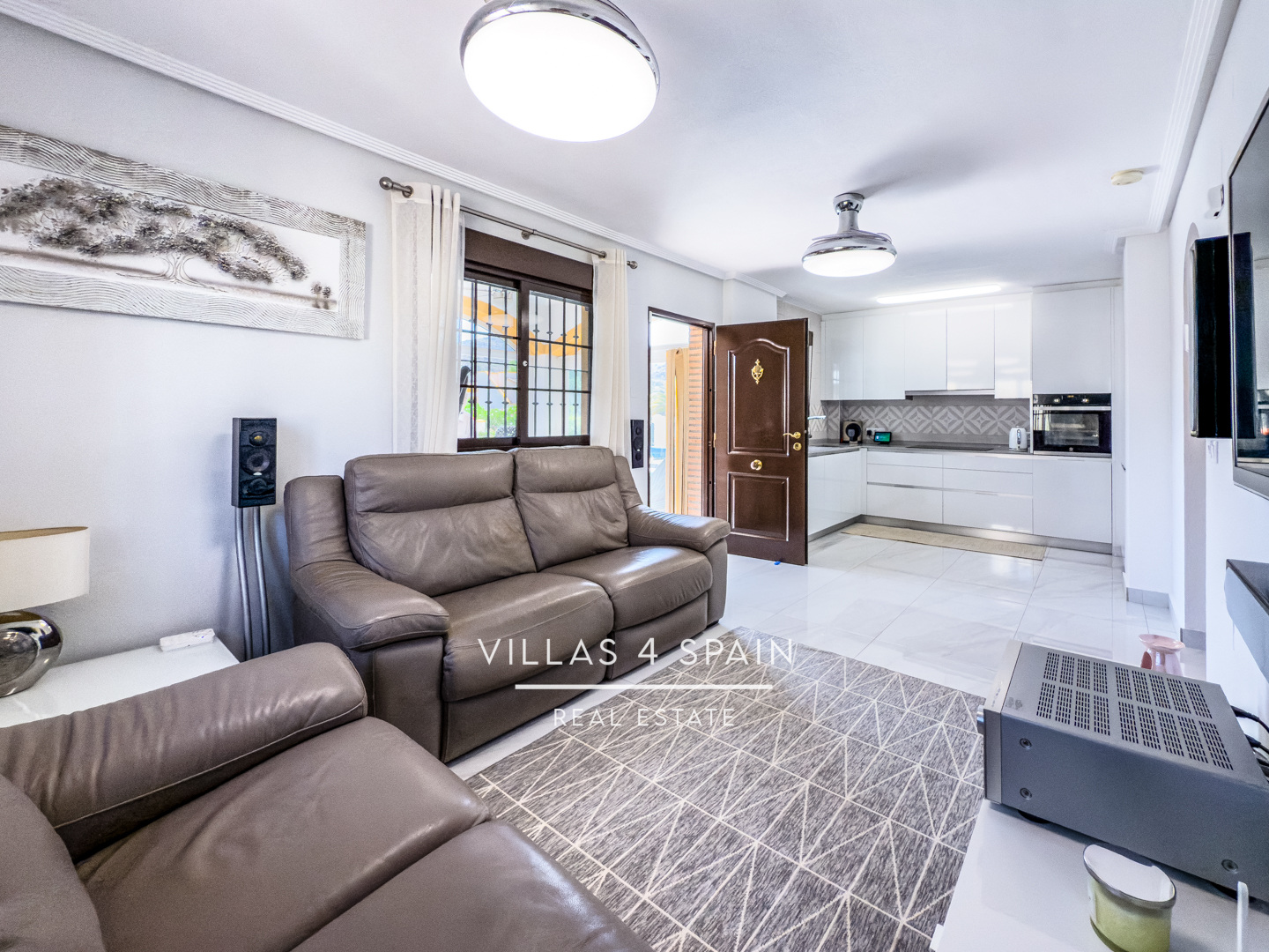 Resale - 2 Bed 2 Bath Renovated Villa with Private pool and parking in Hondon de los Frailes - av. de Alicante - Alicante Resale - 2 Bed 2 Bath Renovated Villa with Private pool and parking in Hondon de los Frailes - av. de Alicante - Alicante