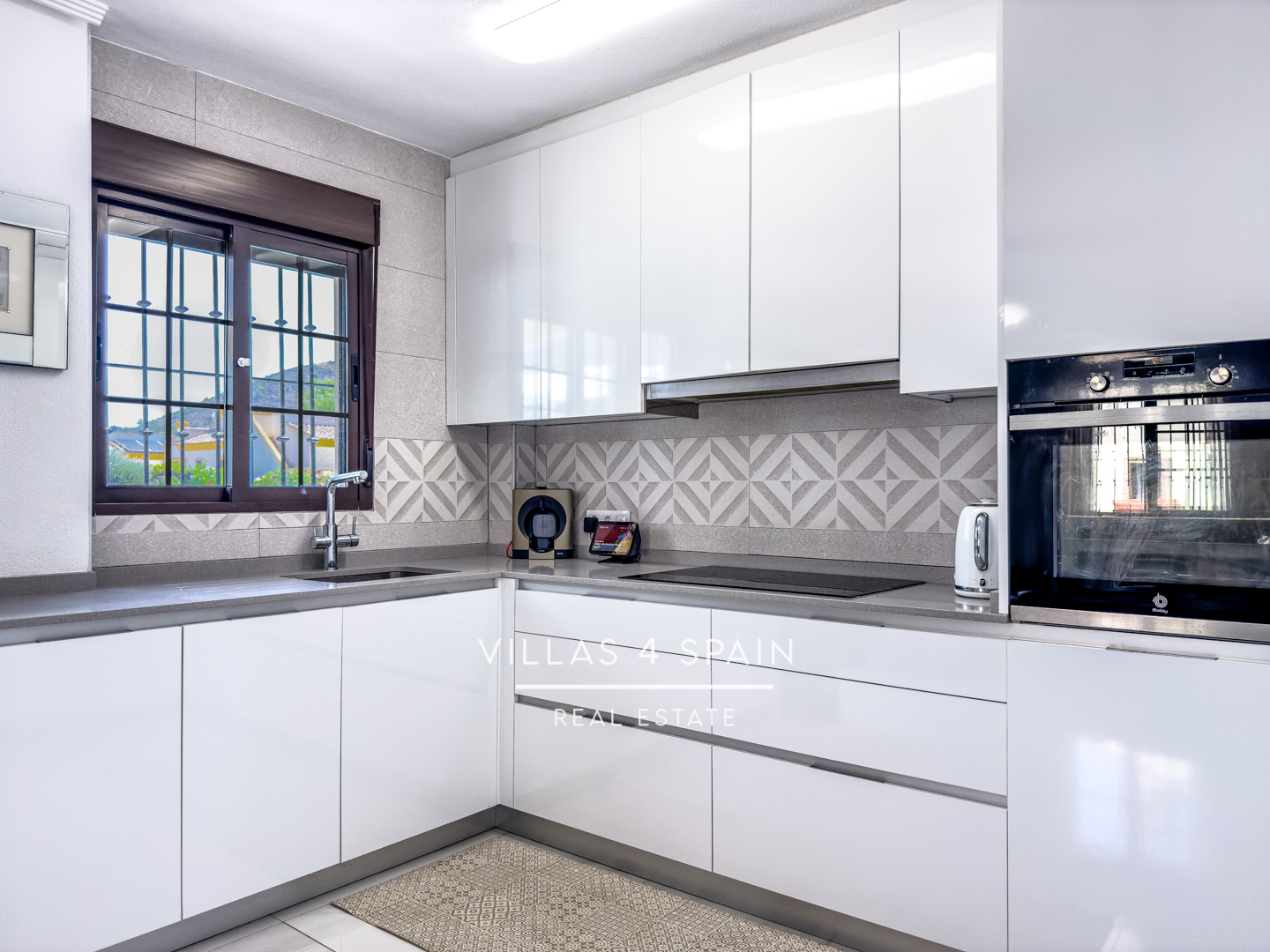 Resale - 2 Bed 2 Bath Renovated Villa with Private pool and parking in Hondon de los Frailes - av. de Alicante - Alicante Resale - 2 Bed 2 Bath Renovated Villa with Private pool and parking in Hondon de los Frailes - av. de Alicante - Alicante