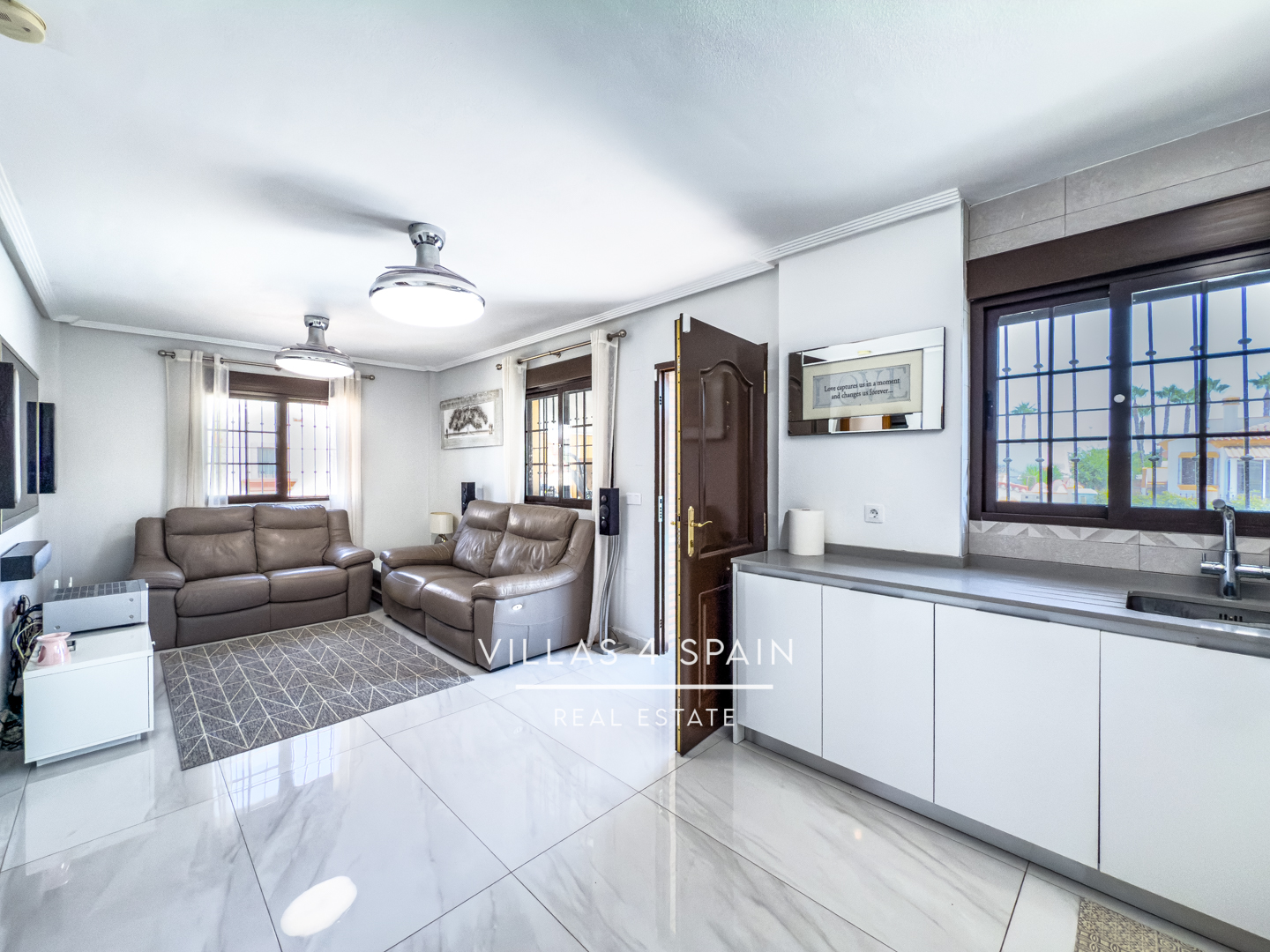 Resale - 2 Bed 2 Bath Renovated Villa with Private pool and parking in Hondon de los Frailes - av. de Alicante - Alicante Resale - 2 Bed 2 Bath Renovated Villa with Private pool and parking in Hondon de los Frailes - av. de Alicante - Alicante