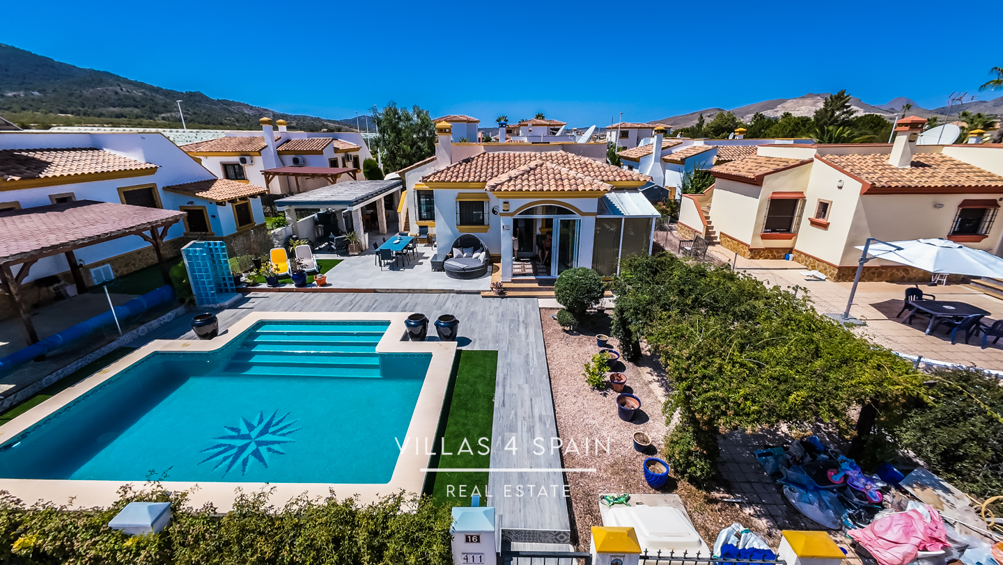 Resale - 2 Bed 2 Bath Renovated Villa with Private pool and parking in Hondon de los Frailes - av. de Alicante - Alicante Resale - 2 Bed 2 Bath Renovated Villa with Private pool and parking in Hondon de los Frailes - av. de Alicante - Alicante