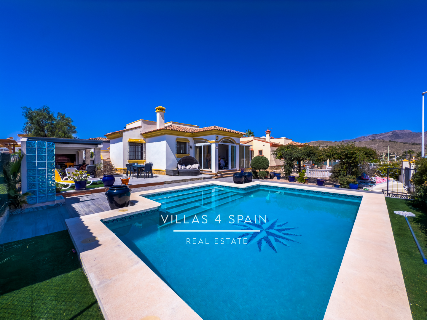 Resale - 2 Bed 2 Bath Renovated Villa with Private pool and parking in Hondon de los Frailes - av. de Alicante - Alicante Resale - 2 Bed 2 Bath Renovated Villa with Private pool and parking in Hondon de los Frailes - av. de Alicante - Alicante