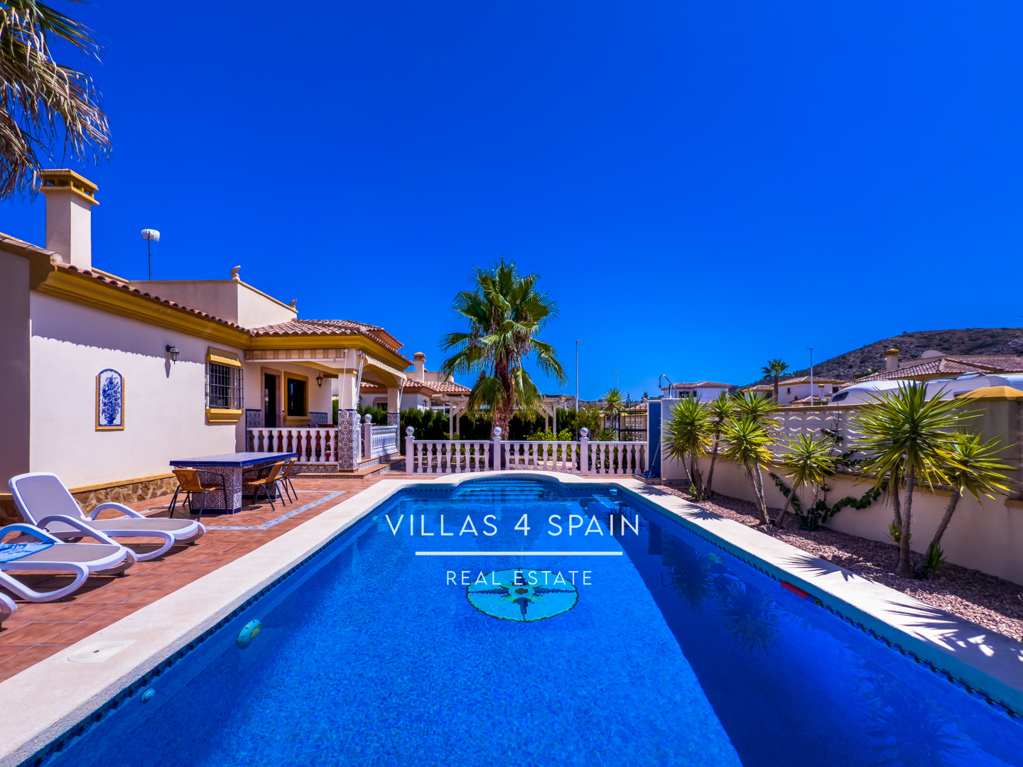 Resale - 3 Bed 2 Bath Villa with Private Pool and Parking in Hondon de los Frailes - Av. de Alicante - Alicante Resale - 3 Bed 2 Bath Villa with Private Pool and Parking in Hondon de los Frailes - Av. de Alicante - Alicante
