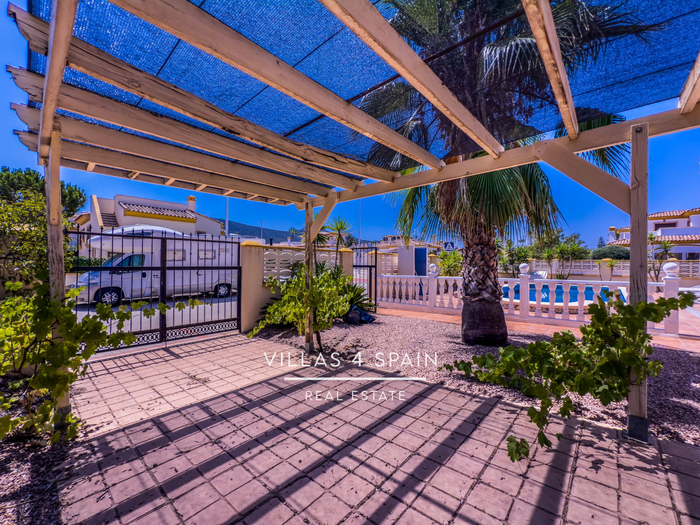 Resale - 3 Bed 2 Bath Villa with Private Pool and Parking in Hondon de los Frailes - Av. de Alicante - Alicante Resale - 3 Bed 2 Bath Villa with Private Pool and Parking in Hondon de los Frailes - Av. de Alicante - Alicante