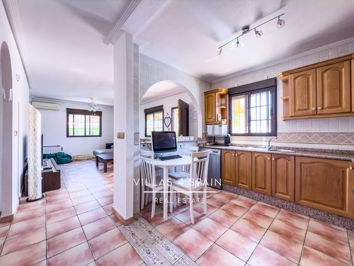 Resale - 3 Bed 2 Bath Villa with Private Pool and Parking in Hondon de los Frailes - Av. de Alicante - Alicante Resale - 3 Bed 2 Bath Villa with Private Pool and Parking in Hondon de los Frailes - Av. de Alicante - Alicante