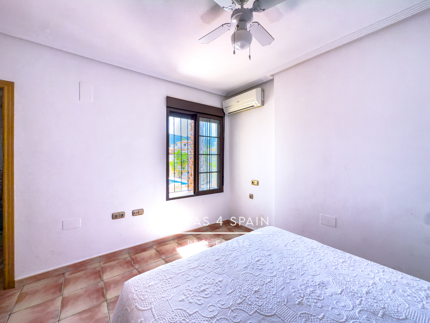 Resale - 3 Bed 2 Bath Villa with Private Pool and Parking in Hondon de los Frailes - Av. de Alicante - Alicante Resale - 3 Bed 2 Bath Villa with Private Pool and Parking in Hondon de los Frailes - Av. de Alicante - Alicante