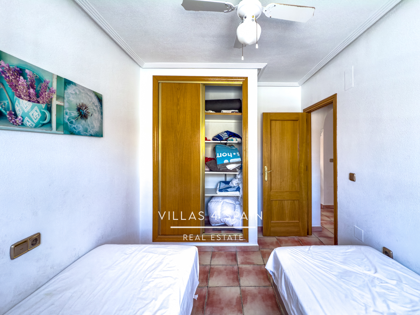 Resale - 3 Bed 2 Bath Villa with Private Pool and Parking in Hondon de los Frailes - Av. de Alicante - Alicante Resale - 3 Bed 2 Bath Villa with Private Pool and Parking in Hondon de los Frailes - Av. de Alicante - Alicante