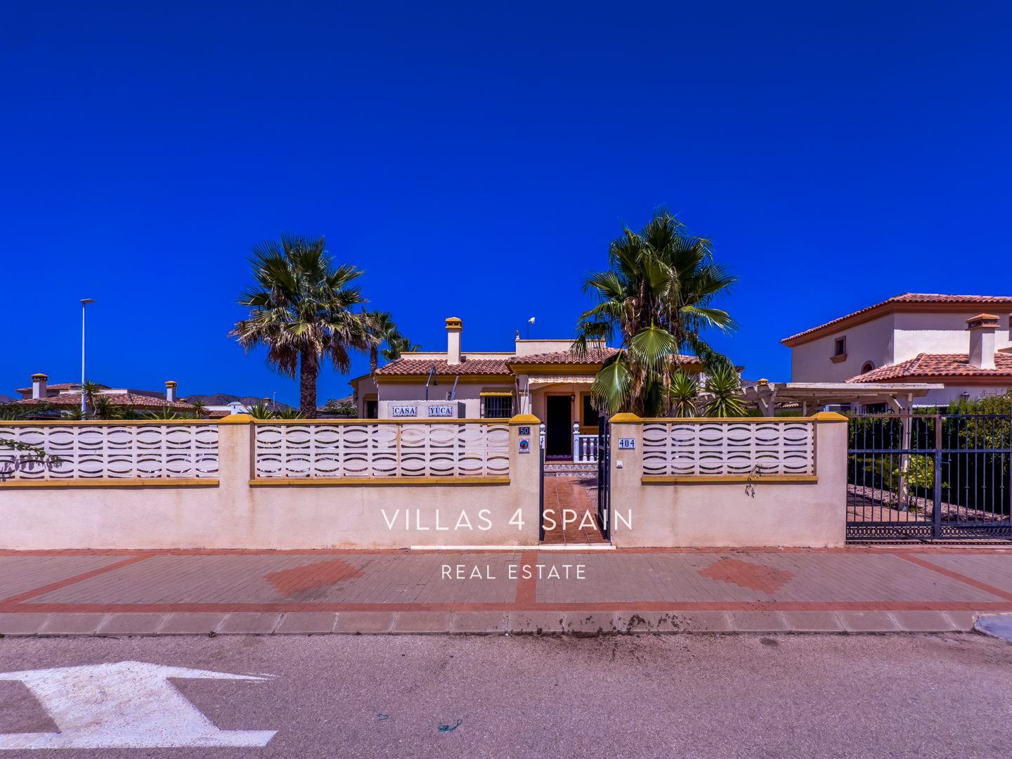 Resale - 3 Bed 2 Bath Villa with Private Pool and Parking in Hondon de los Frailes - Av. de Alicante - Alicante Resale - 3 Bed 2 Bath Villa with Private Pool and Parking in Hondon de los Frailes - Av. de Alicante - Alicante
