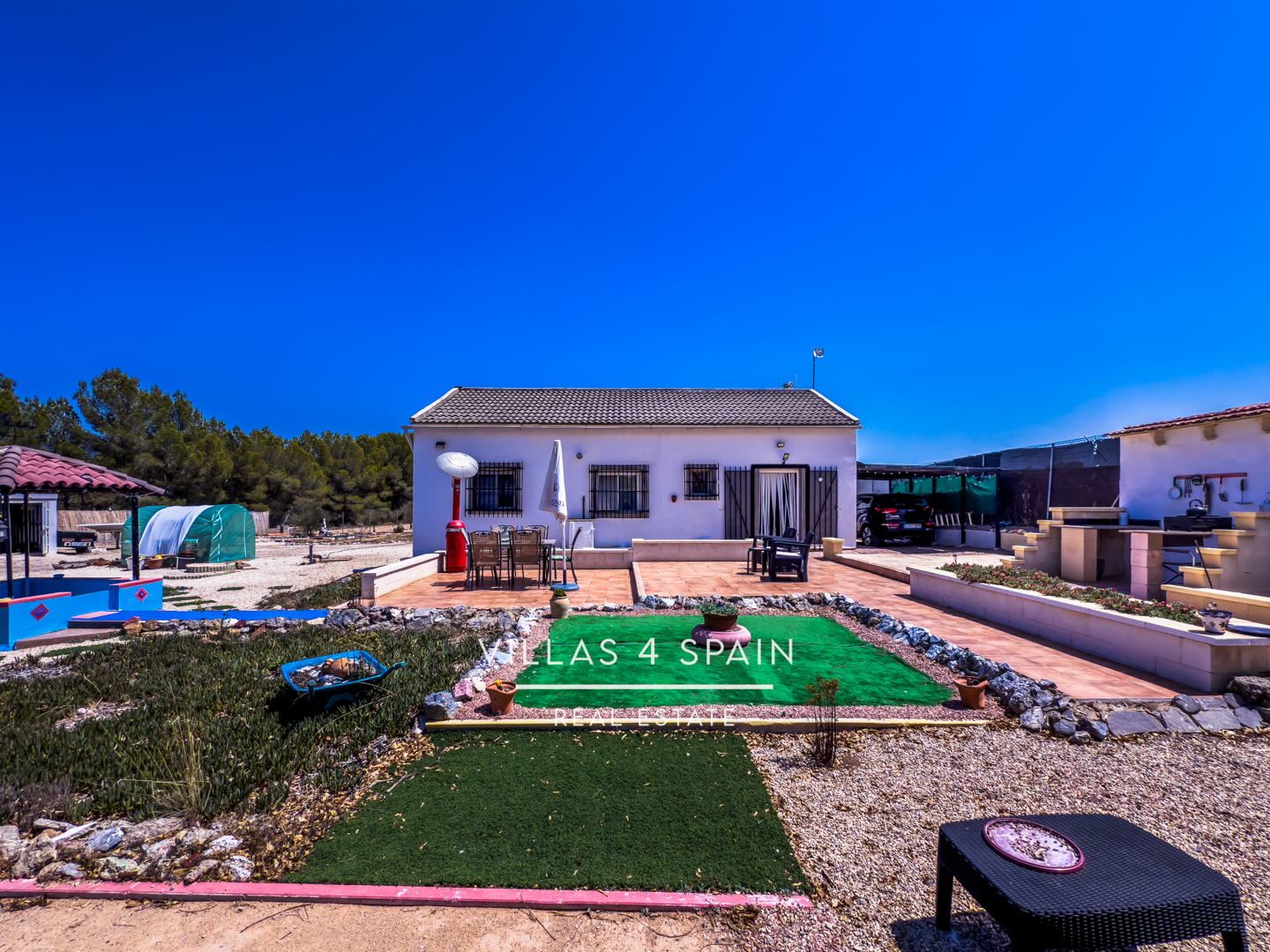 Resale - 2 Bed 2 Bath Country Villa with 16.550m2 plot in Sax - calle garcilaso - Alicante Resale - 2 Bed 2 Bath Country Villa with 16.550m2 plot in Sax - calle garcilaso - Alicante