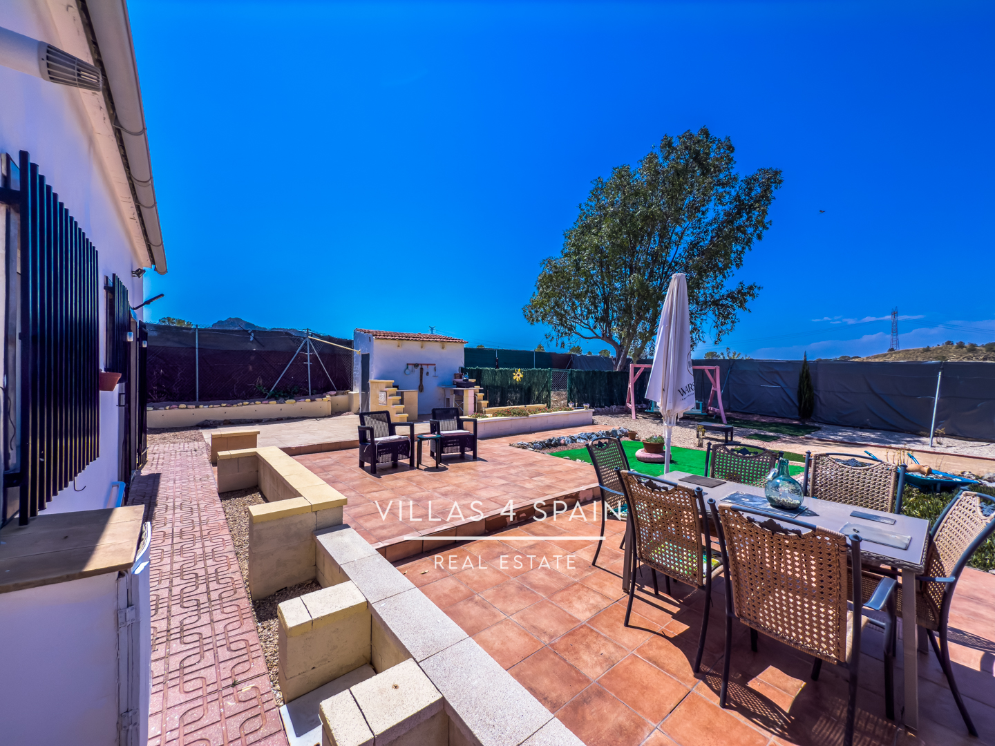 Resale - 2 Bed 2 Bath Country Villa with 16.550m2 plot in Sax - calle garcilaso - Alicante Resale - 2 Bed 2 Bath Country Villa with 16.550m2 plot in Sax - calle garcilaso - Alicante