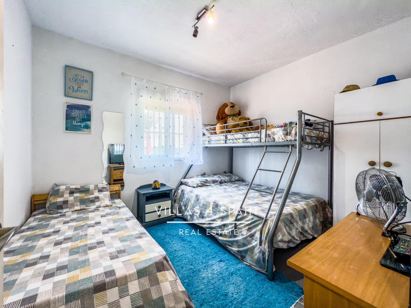 Resale - 2 Bed 2 Bath Country Villa with 16.550m2 plot in Sax - calle garcilaso - Alicante Resale - 2 Bed 2 Bath Country Villa with 16.550m2 plot in Sax - calle garcilaso - Alicante