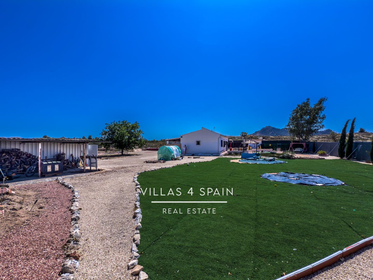 Resale - 2 Bed 2 Bath Country Villa with 16.550m2 plot in Sax - calle garcilaso - Alicante Resale - 2 Bed 2 Bath Country Villa with 16.550m2 plot in Sax - calle garcilaso - Alicante