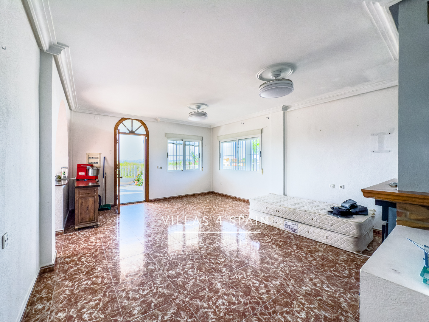 Resale - 3 Bed Villa with Private Pool and Large Plot - calle los banos - Murcia Resale - 3 Bed Villa with Private Pool and Large Plot - calle los banos - Murcia