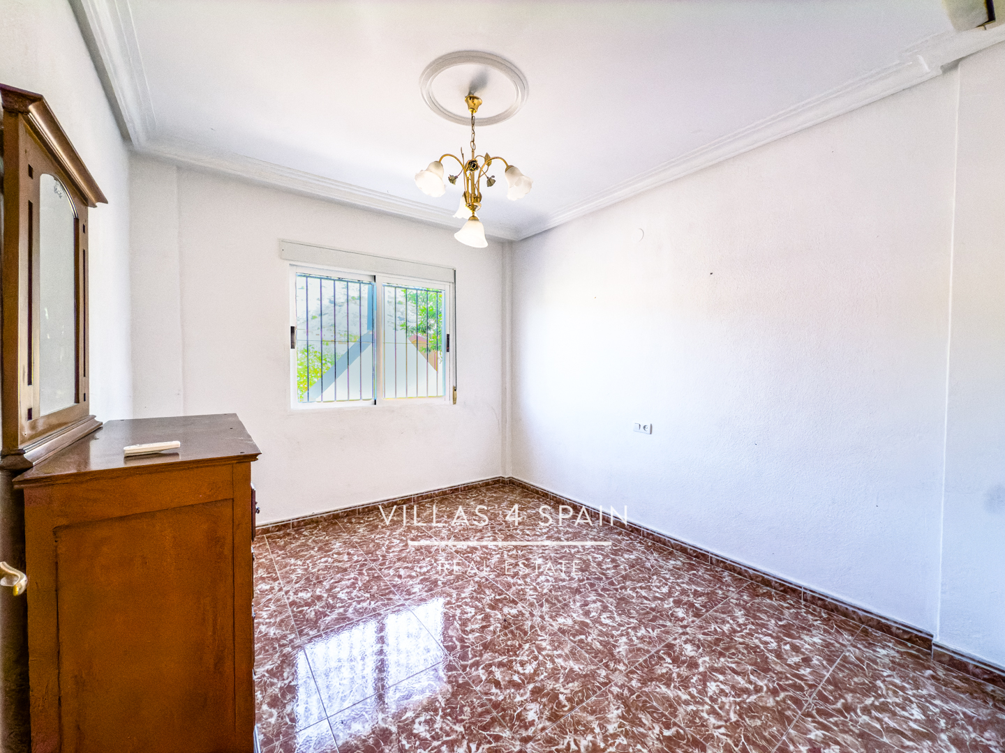 Resale - 3 Bed Villa with Private Pool and Large Plot - calle los banos - Murcia Resale - 3 Bed Villa with Private Pool and Large Plot - calle los banos - Murcia