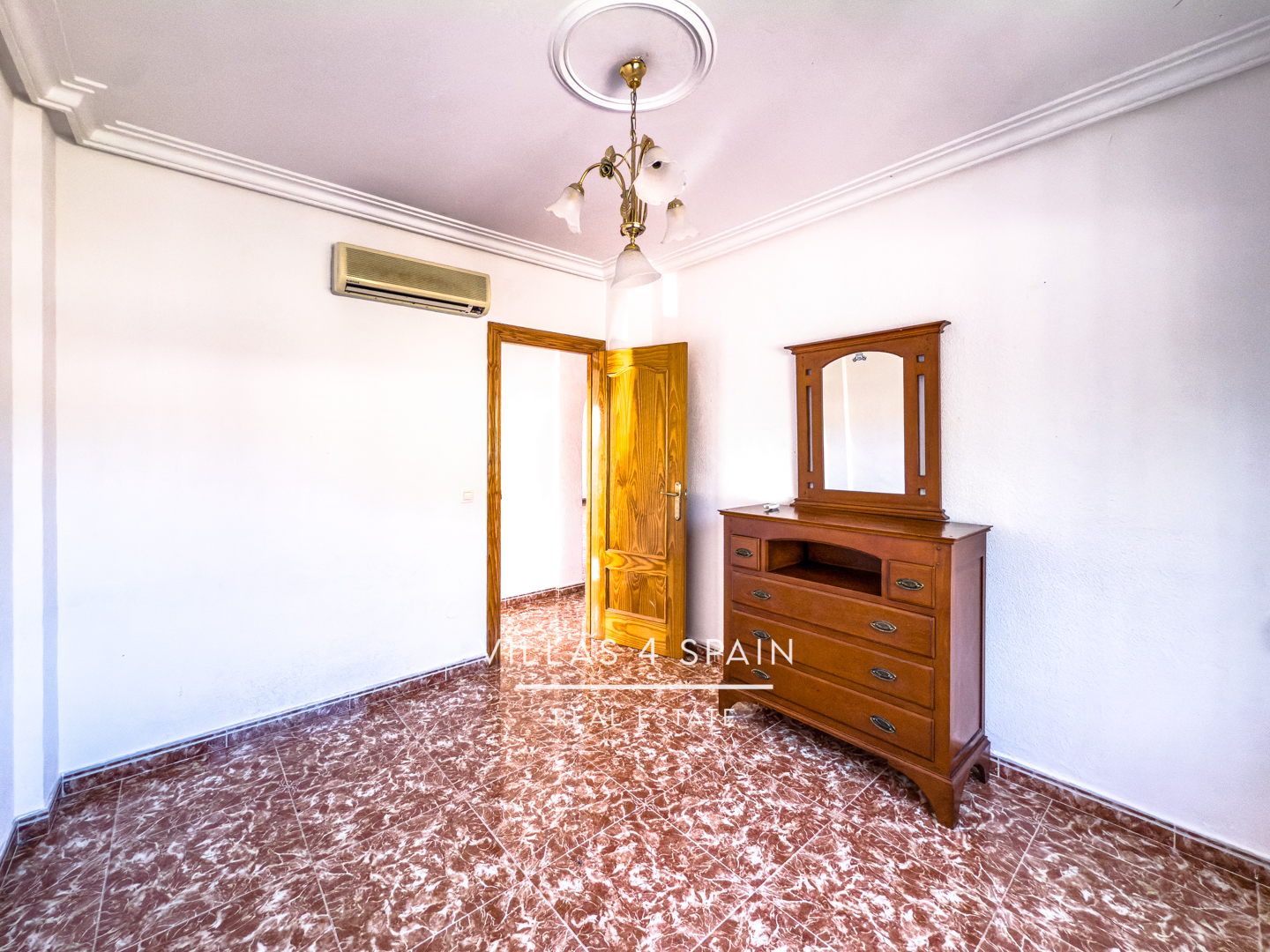 Resale - 3 Bed Villa with Private Pool and Large Plot - calle los banos - Murcia Resale - 3 Bed Villa with Private Pool and Large Plot - calle los banos - Murcia