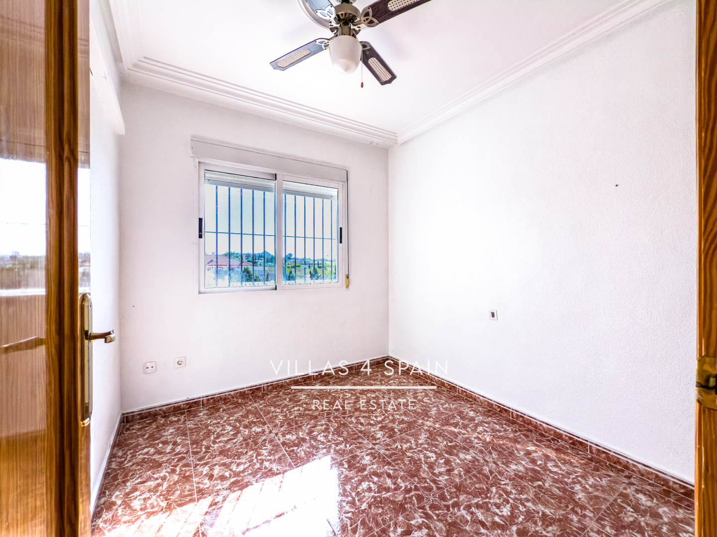 Resale - 3 Bed Villa with Private Pool and Large Plot - calle los banos - Murcia Resale - 3 Bed Villa with Private Pool and Large Plot - calle los banos - Murcia