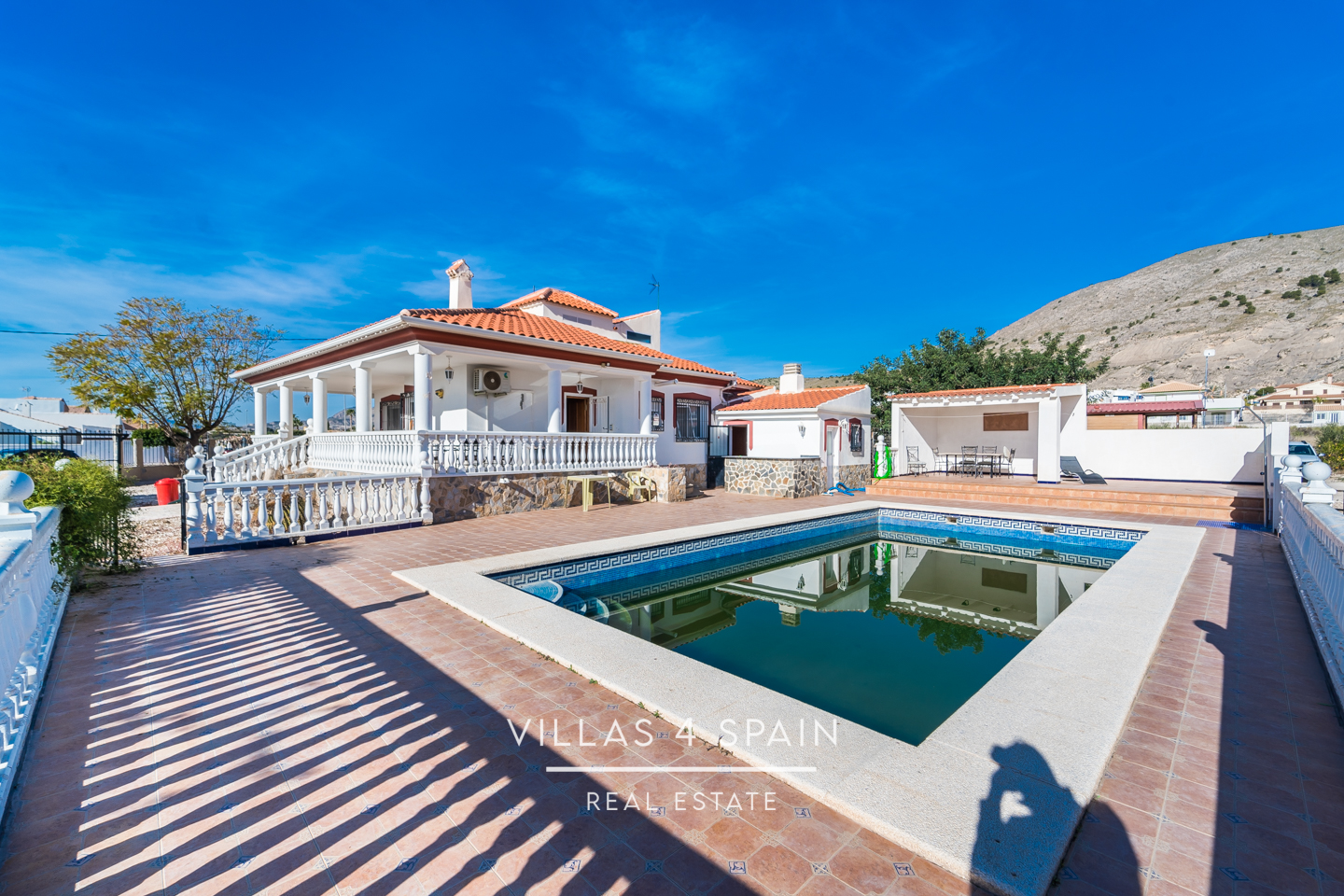 Resale - 3 Bed Villa with Private Pool and Large Plot - calle los banos - Murcia Resale - 3 Bed Villa with Private Pool and Large Plot - calle los banos - Murcia