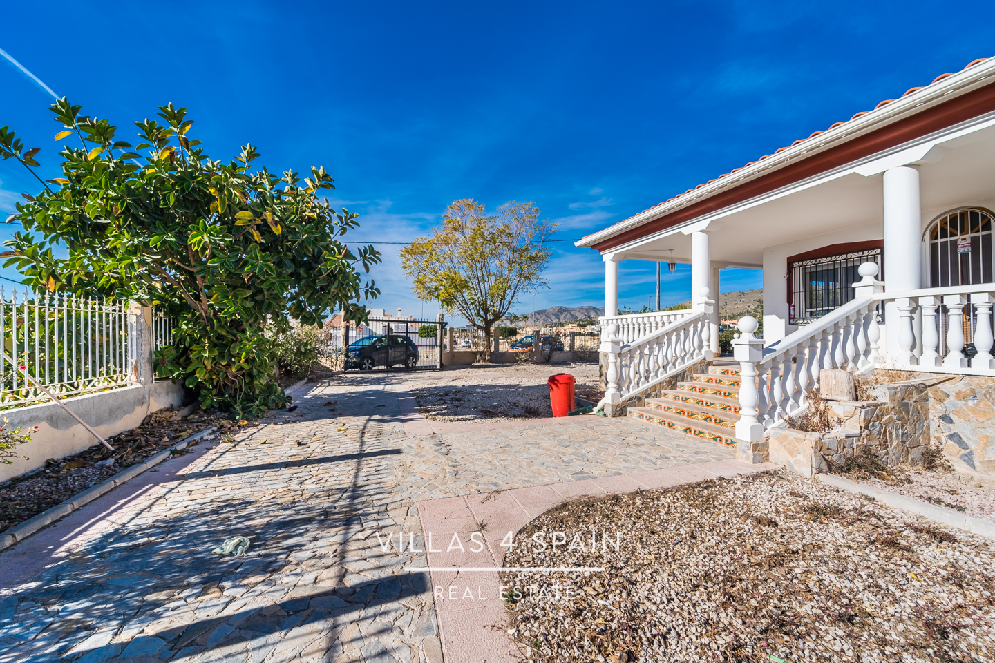 Resale - 3 Bed Villa with Private Pool and Large Plot - calle los banos - Murcia Resale - 3 Bed Villa with Private Pool and Large Plot - calle los banos - Murcia