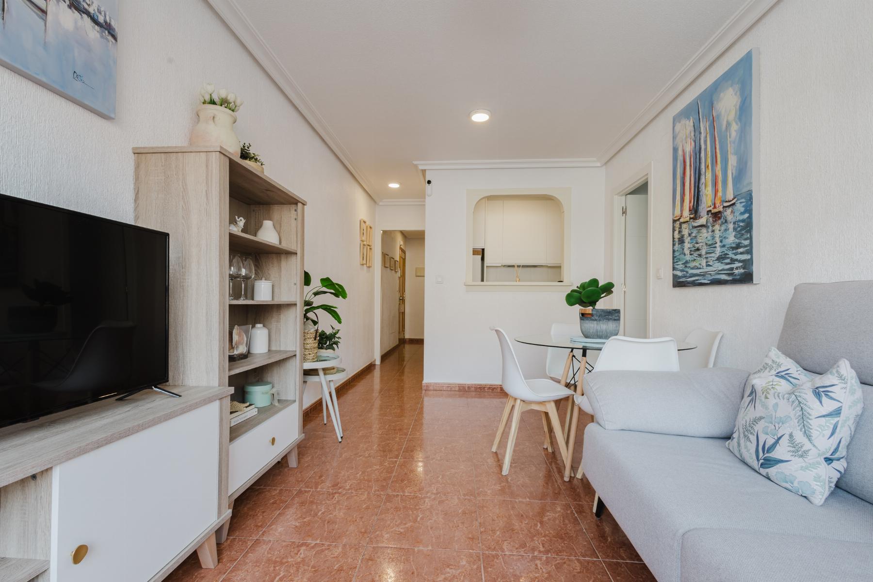 Resale - 2 Bedroom 1 Bathroom Apartamento in Torrevieja - centro - Alicante Resale - 2 Bedroom 1 Bathroom Apartamento in Torrevieja - centro - Alicante