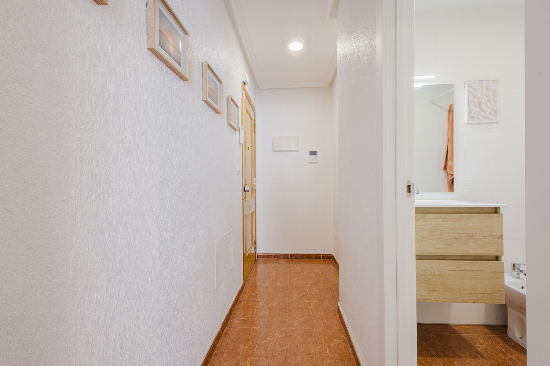 Resale - 2 Bedroom 1 Bathroom Apartamento in Torrevieja - centro - Alicante Resale - 2 Bedroom 1 Bathroom Apartamento in Torrevieja - centro - Alicante