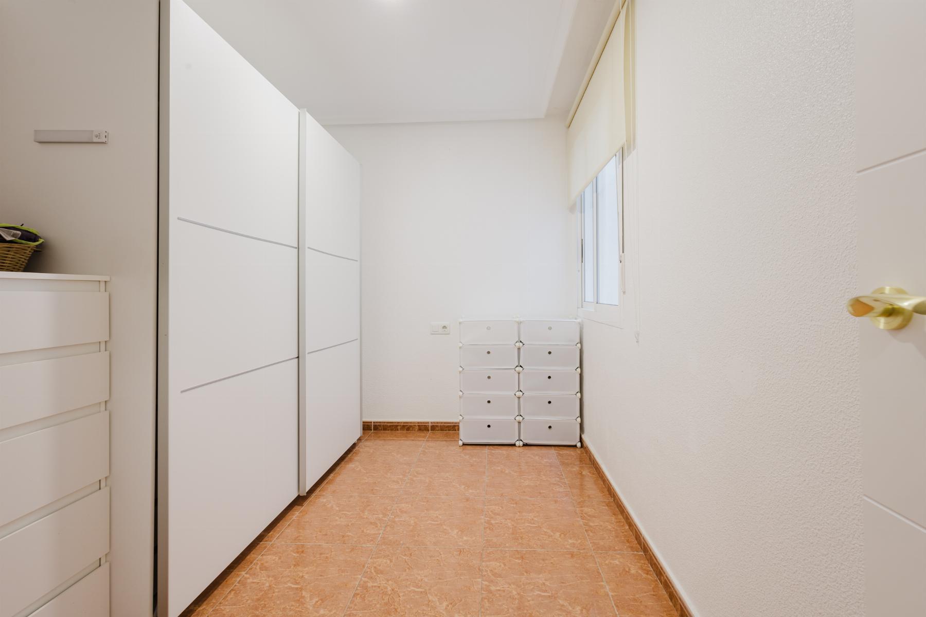 Resale - 2 Bedroom 1 Bathroom Apartamento in Torrevieja - centro - Alicante Resale - 2 Bedroom 1 Bathroom Apartamento in Torrevieja - centro - Alicante