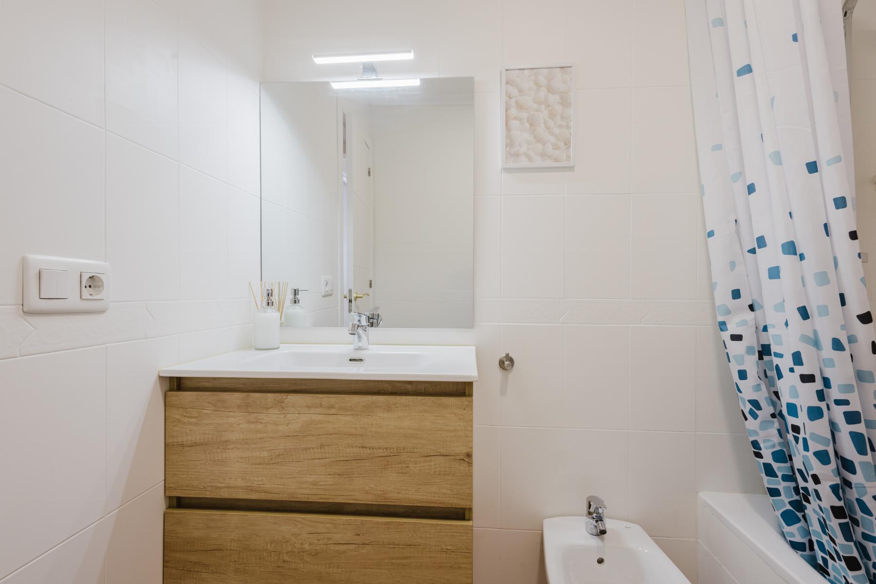 Resale - 2 Bedroom 1 Bathroom Apartamento in Torrevieja - centro - Alicante Resale - 2 Bedroom 1 Bathroom Apartamento in Torrevieja - centro - Alicante