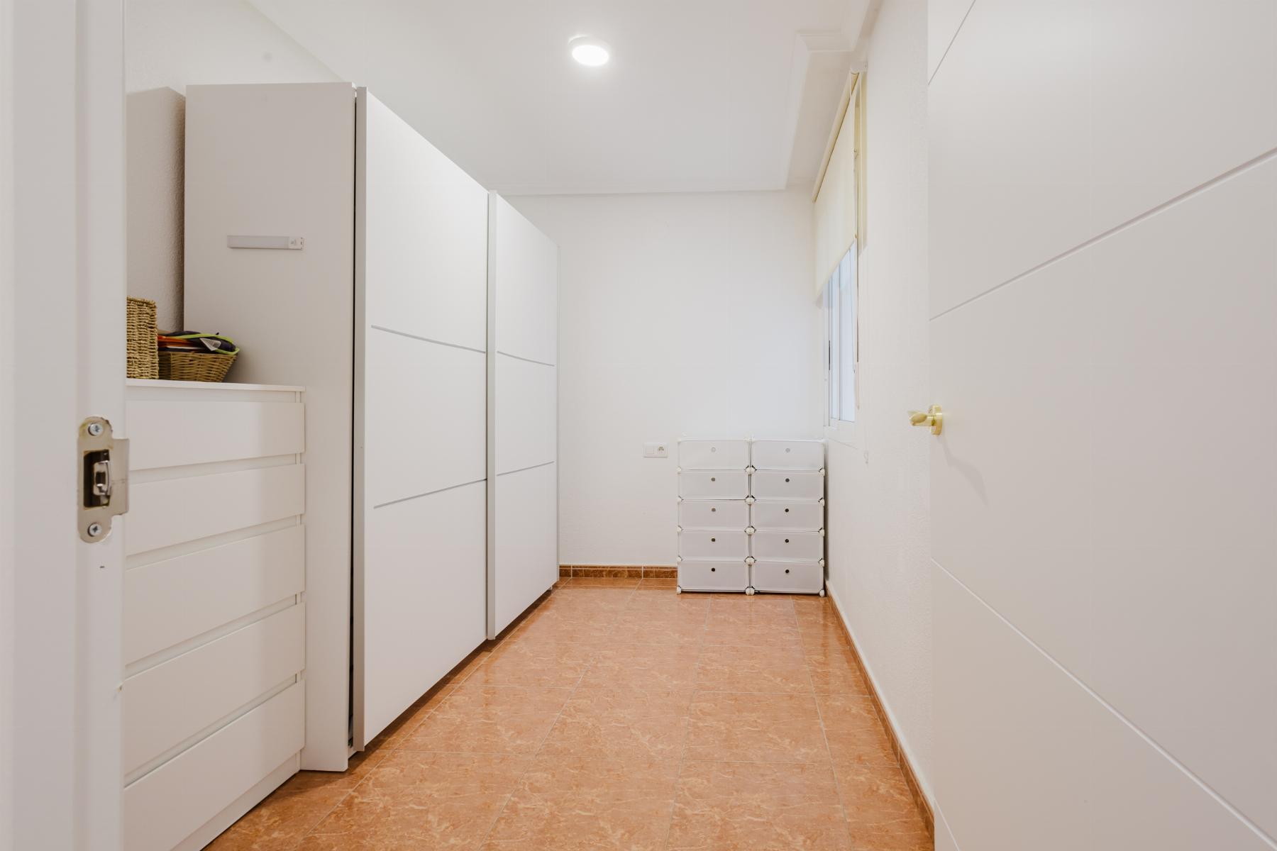 Resale - 2 Bedroom 1 Bathroom Apartamento in Torrevieja - centro - Alicante Resale - 2 Bedroom 1 Bathroom Apartamento in Torrevieja - centro - Alicante